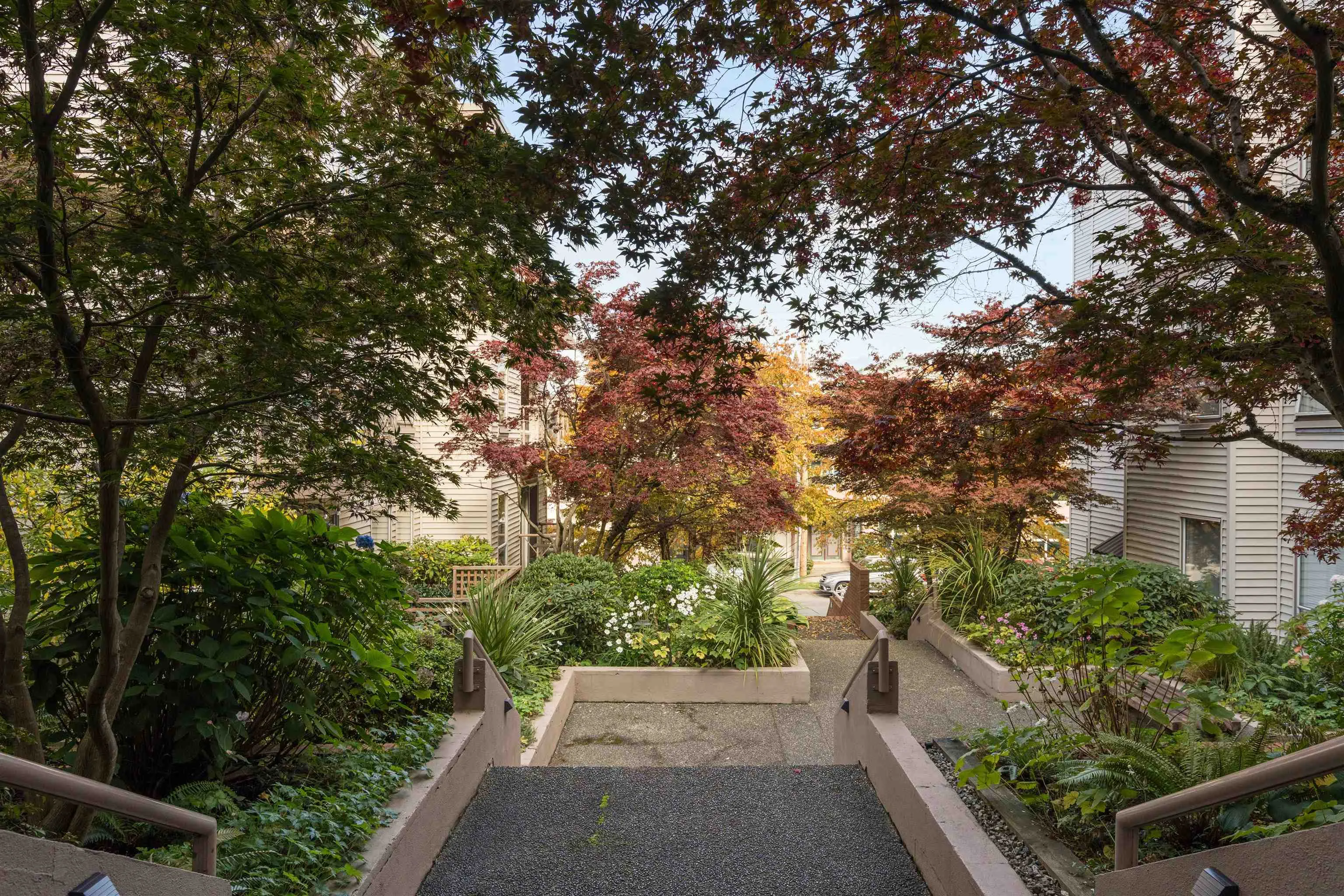 910 W 8th Avenue #108