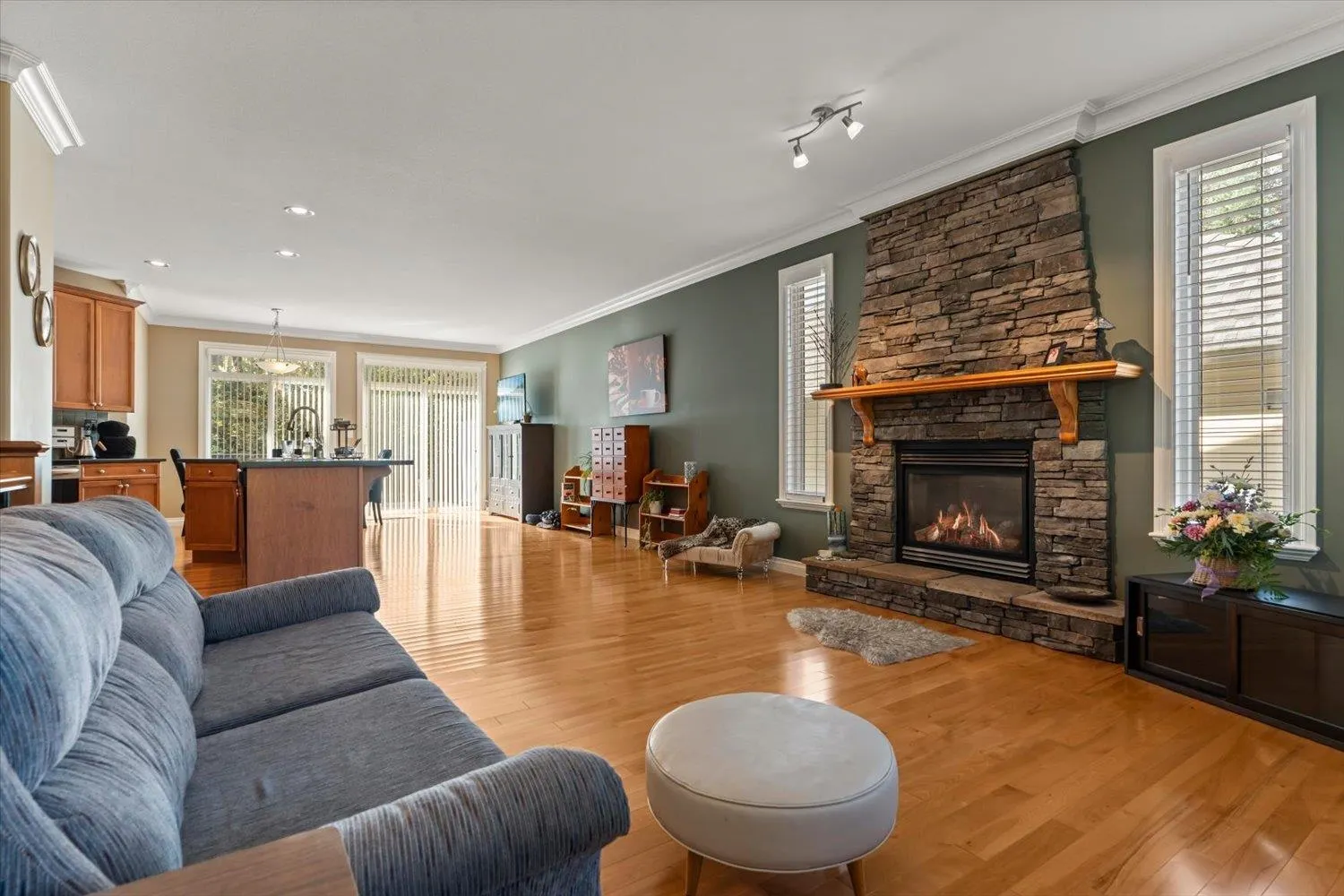 36220 Buckingham Drive