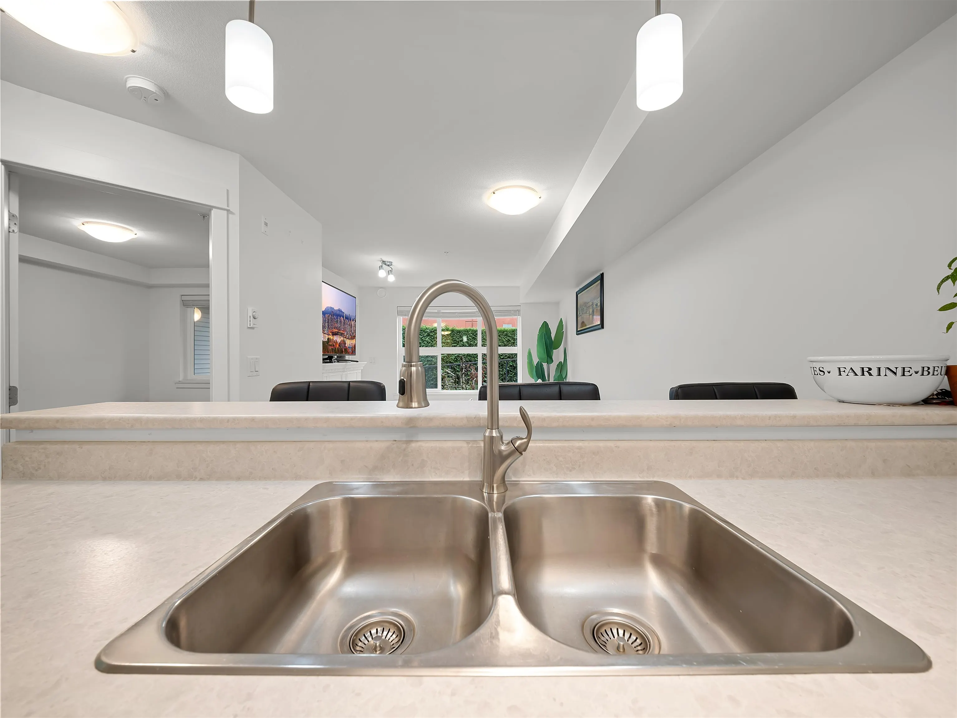 30515 Cardinal Avenue #213