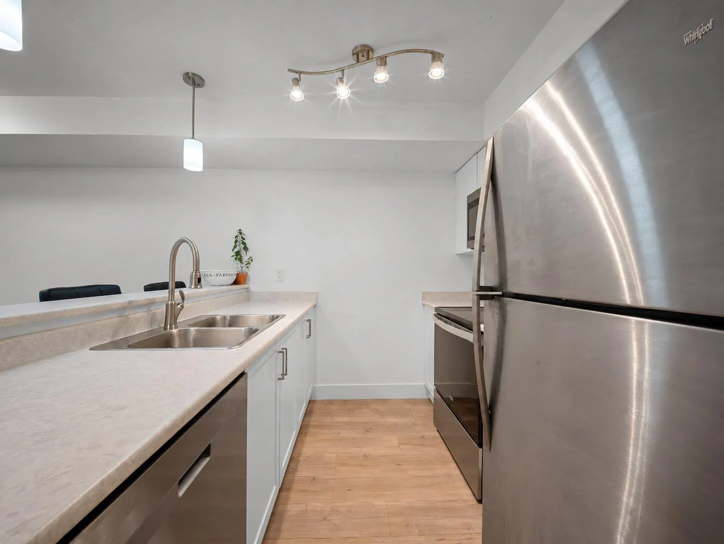 30515 Cardinal Avenue #213