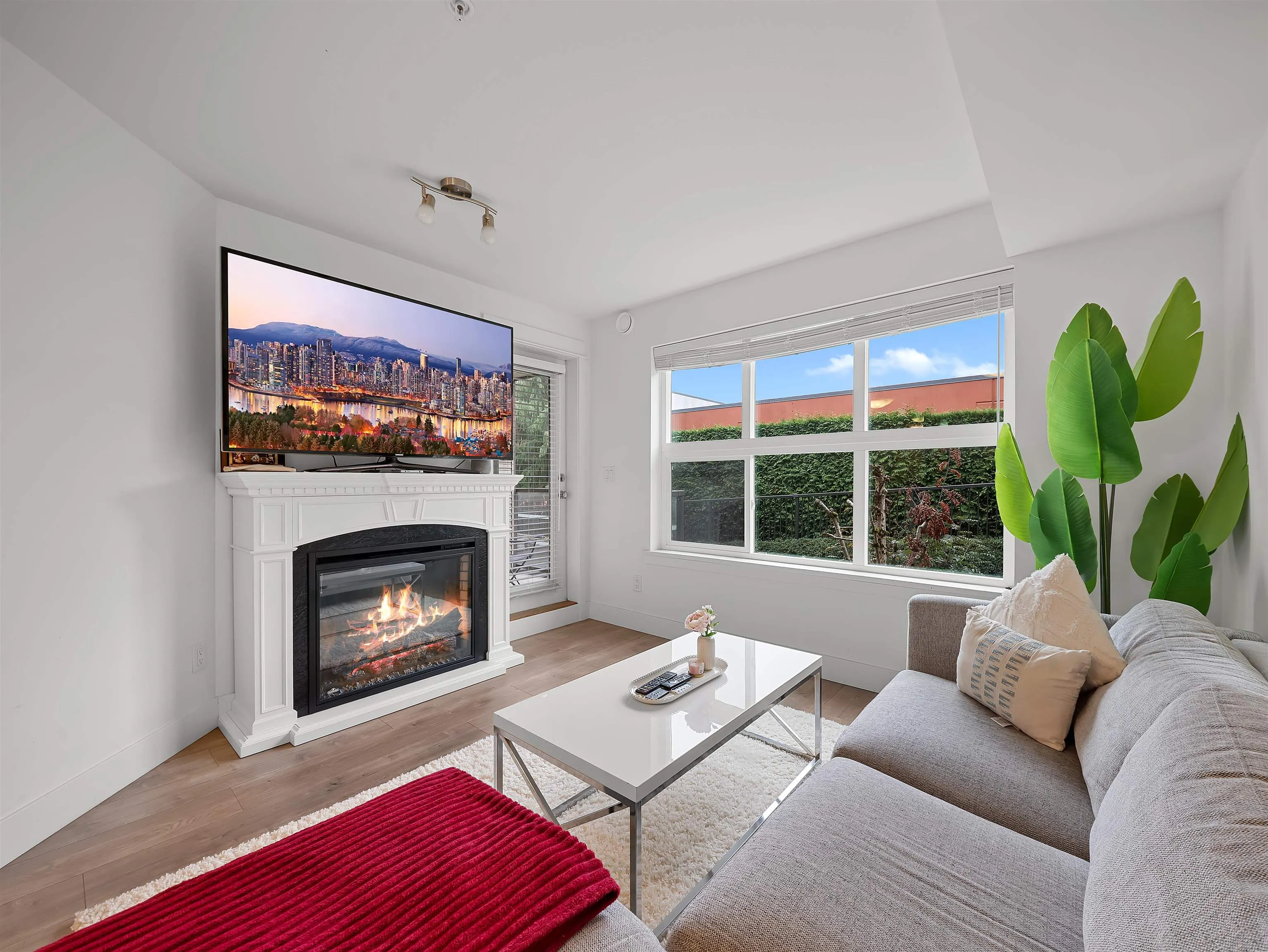 30515 Cardinal Avenue #213