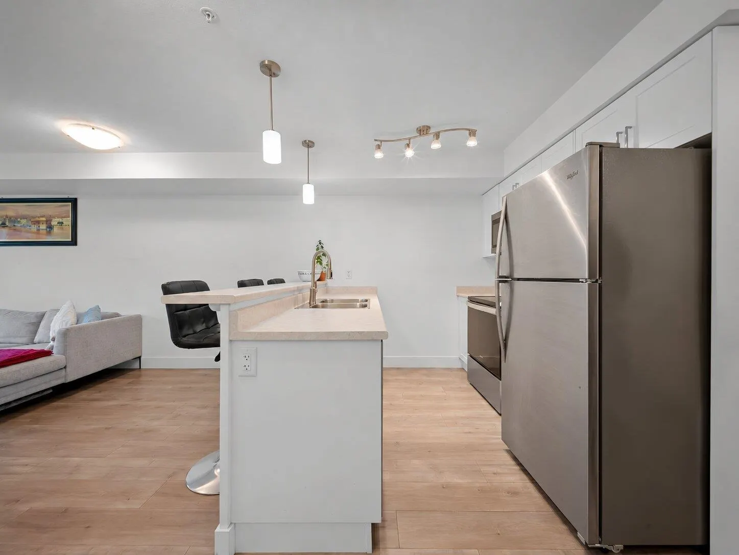 30515 Cardinal Avenue #213