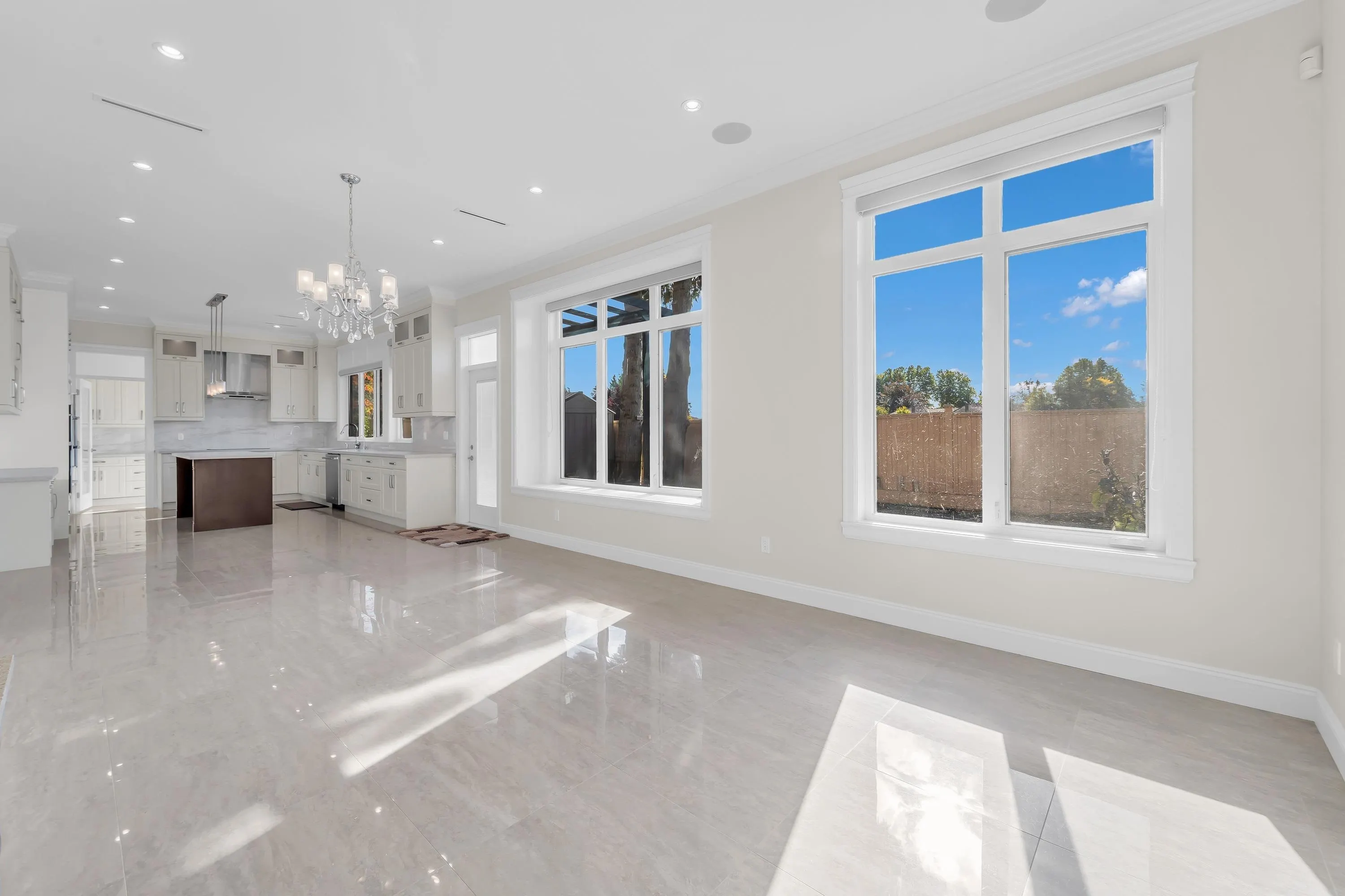 8180 Osgoode Drive
