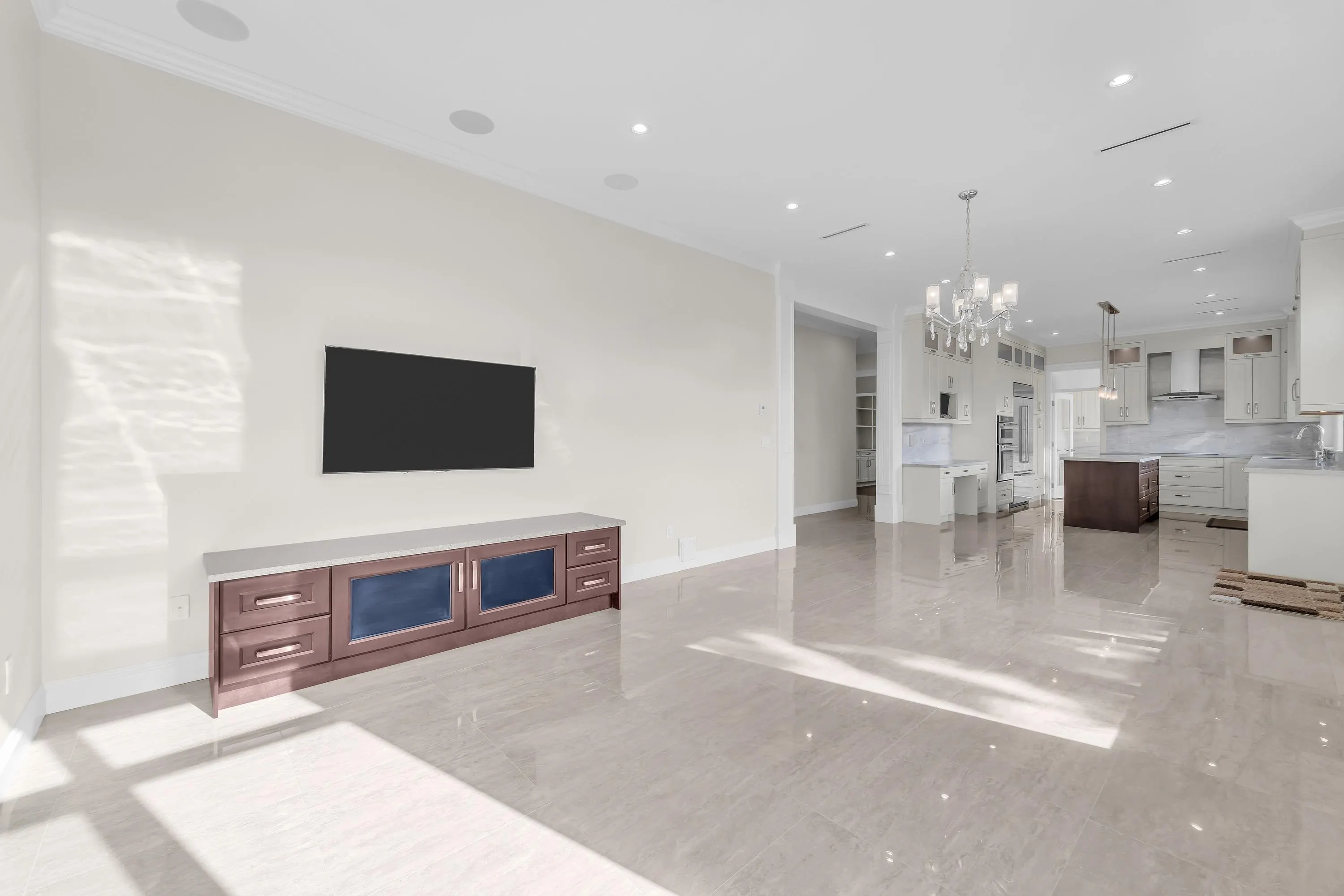 8180 Osgoode Drive