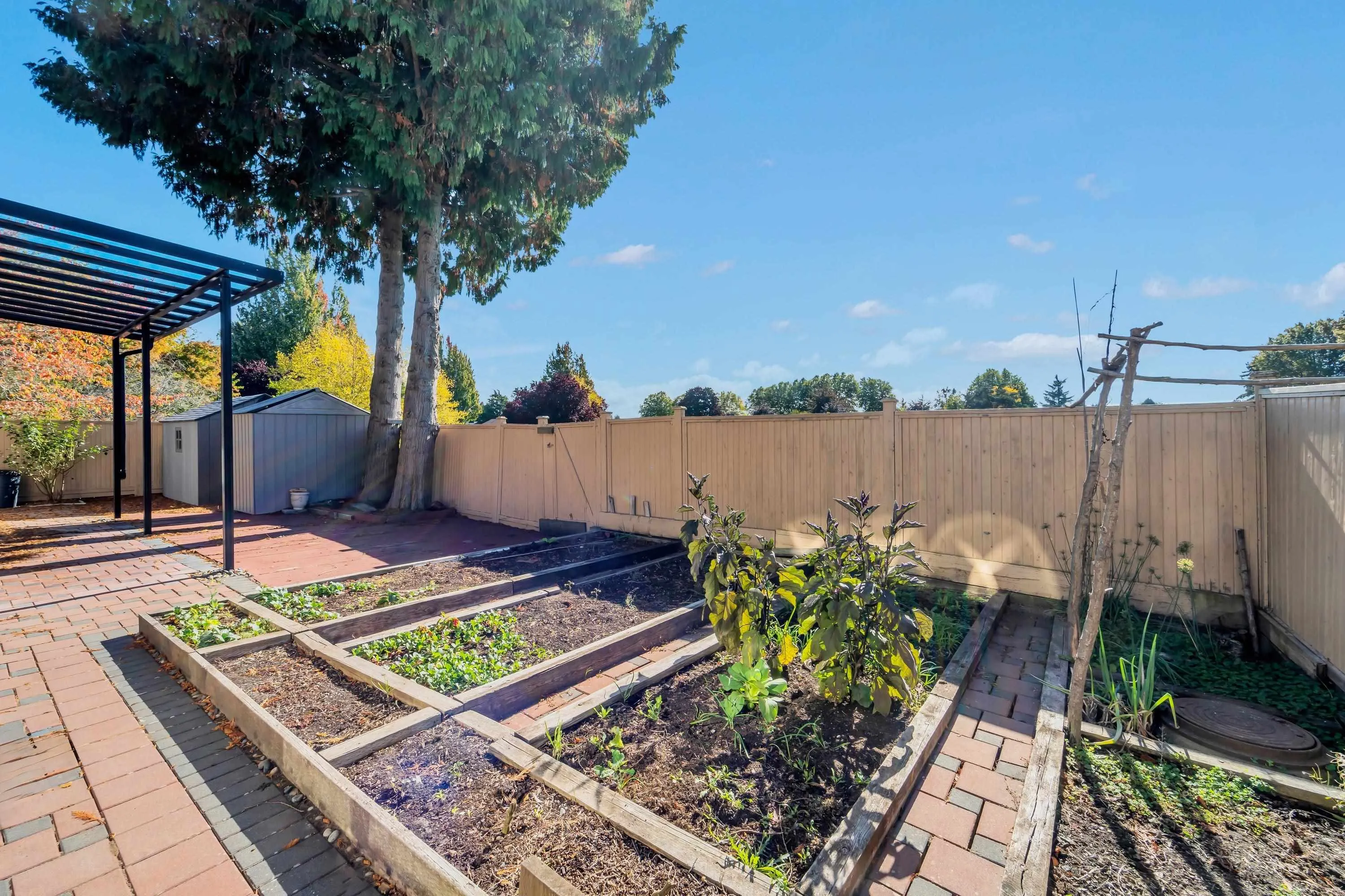 8180 Osgoode Drive