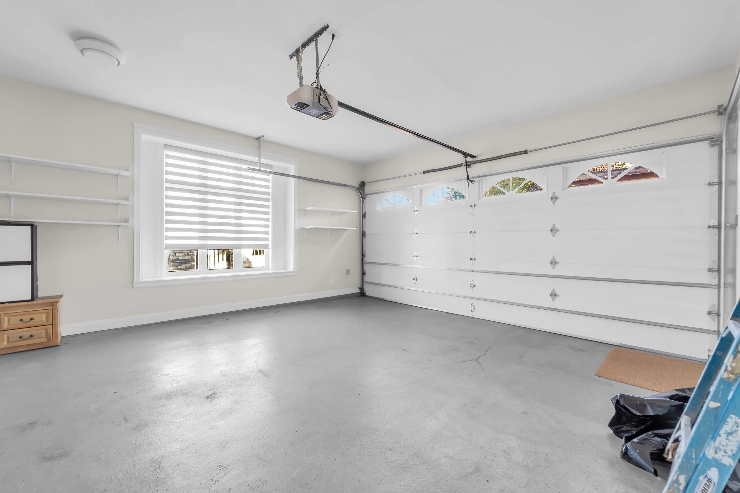 8180 Osgoode Drive