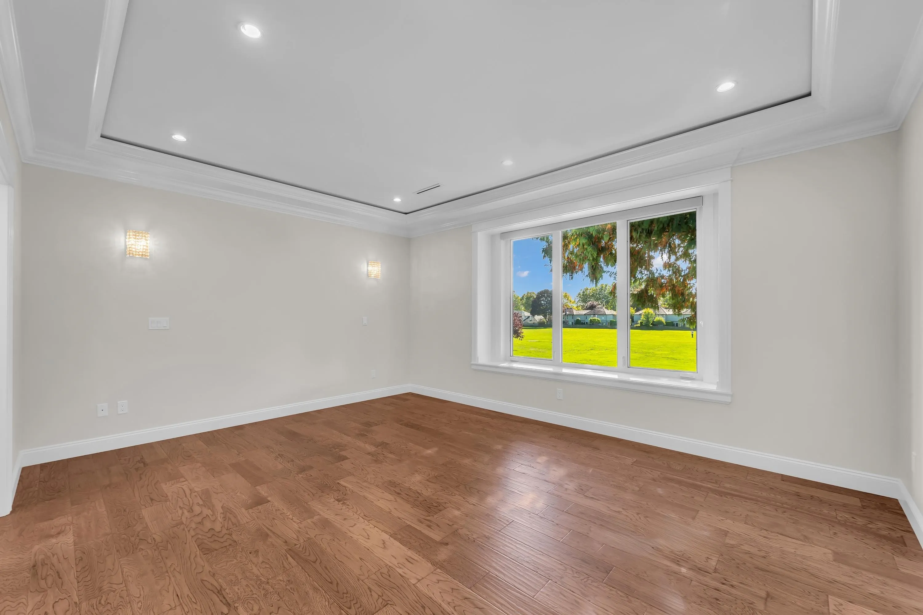 8180 Osgoode Drive