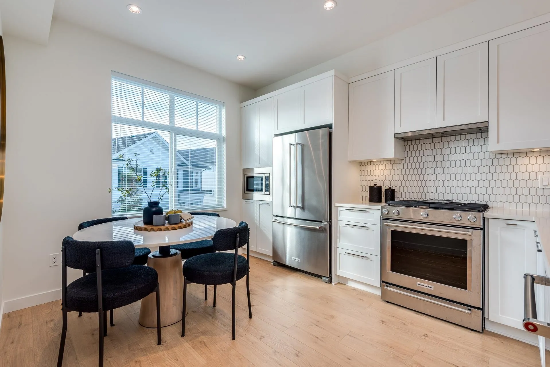 3565 Baycrest Avenue #123