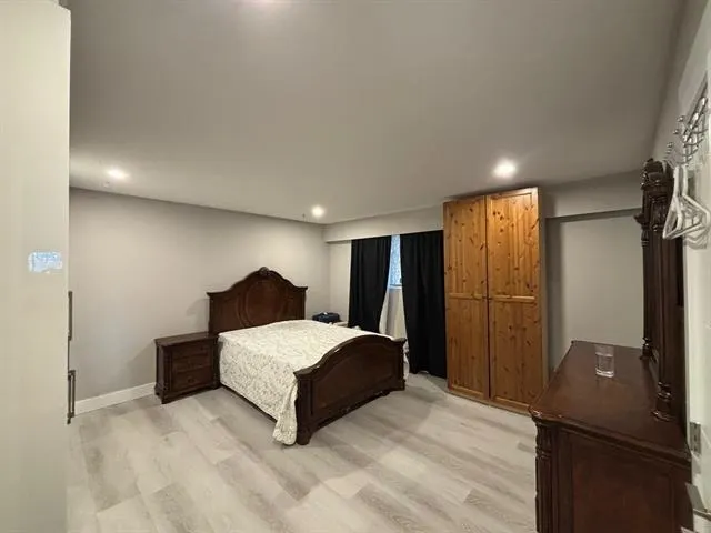 11124 Lyon Road