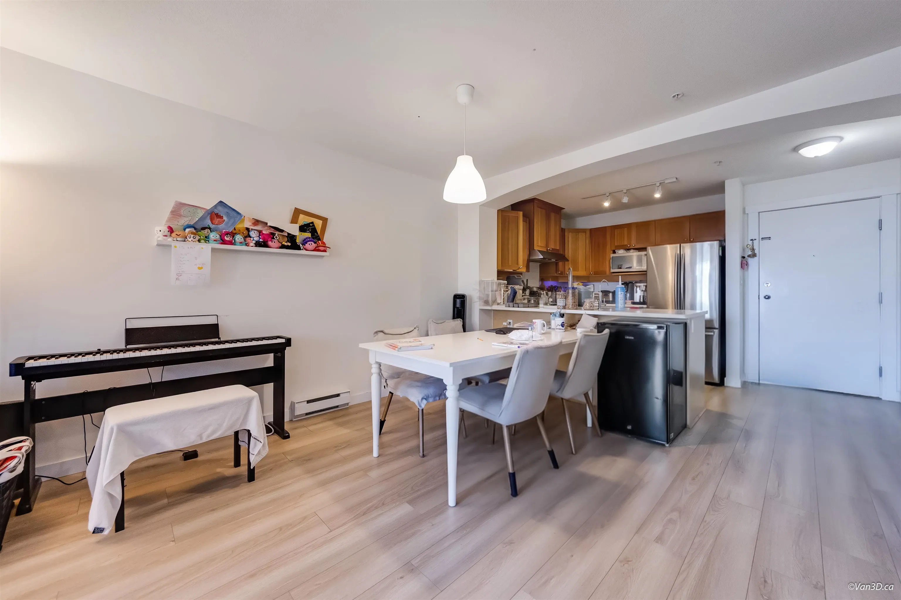 1420 Parkway Boulevard #208