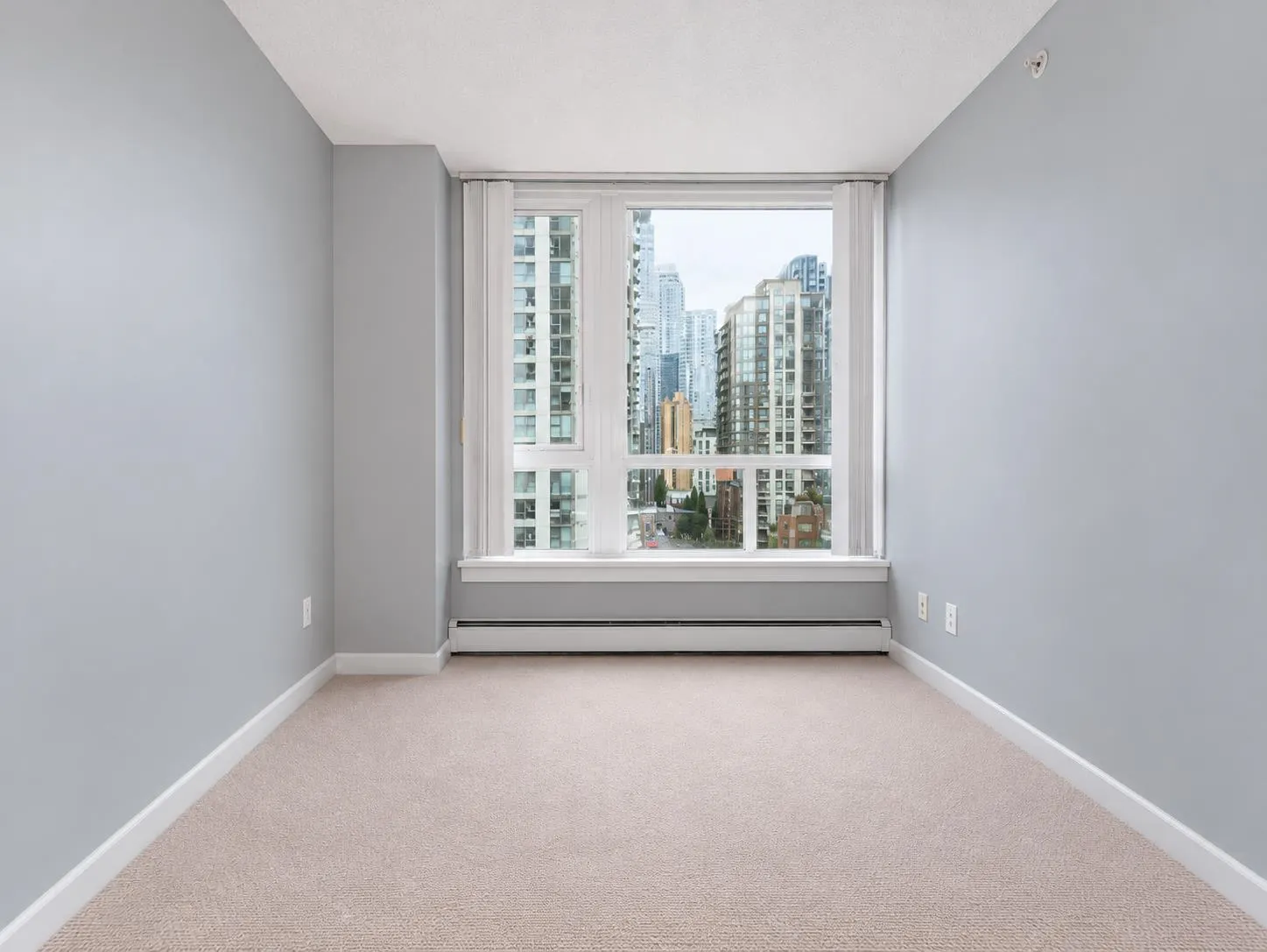 388 Drake Street #1206