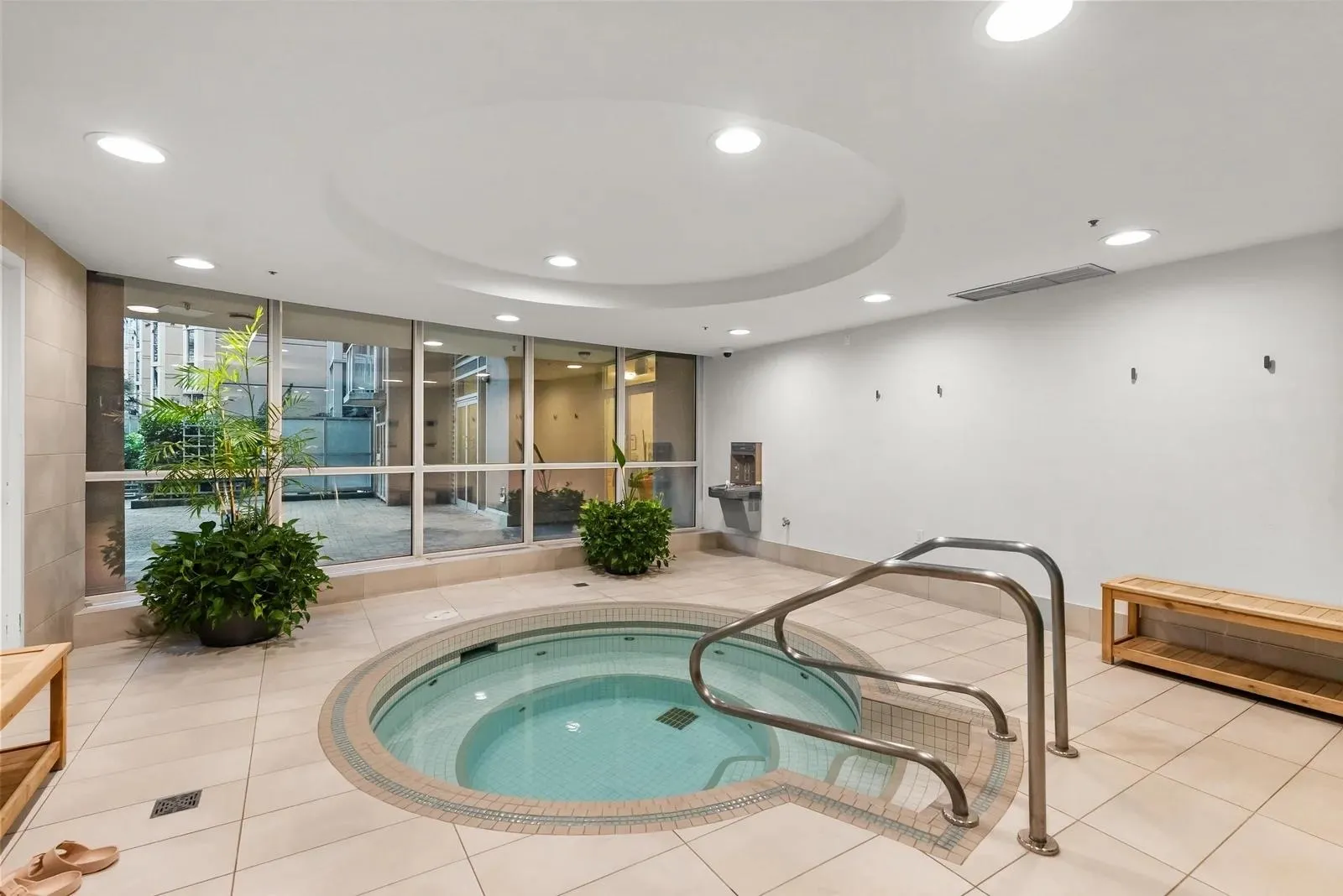 388 Drake Street #1206