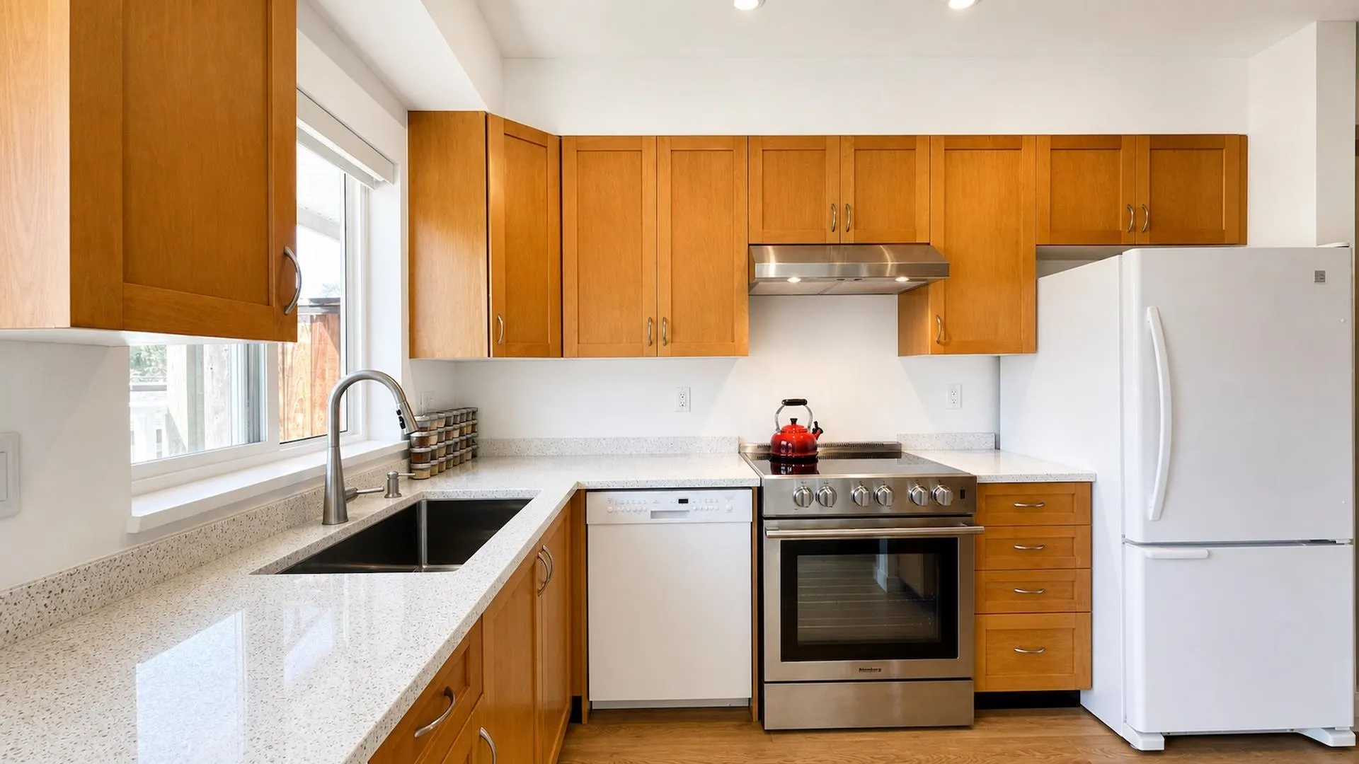 915 Tobruck Avenue #13