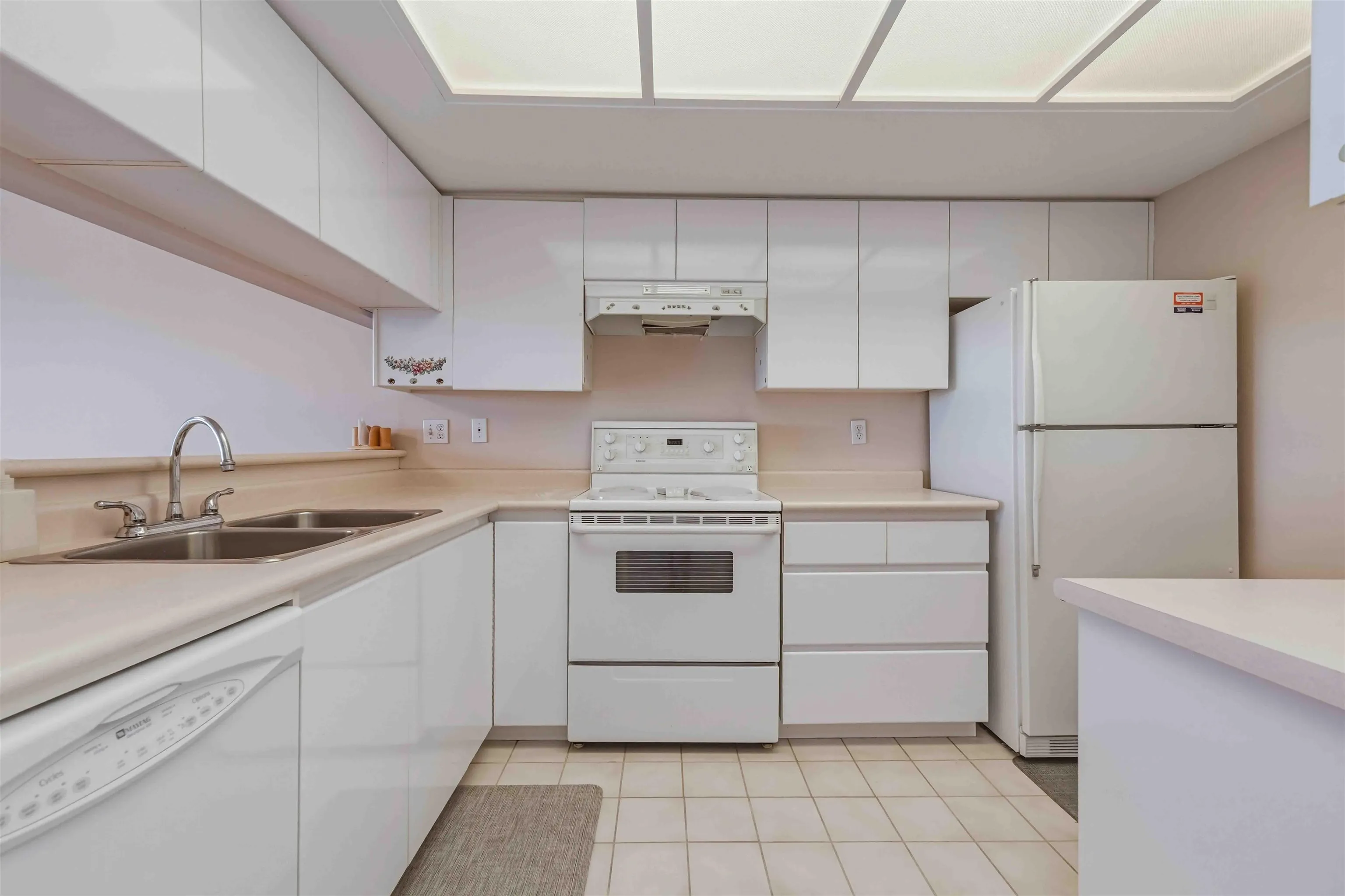 1190 Pipeline Road #704