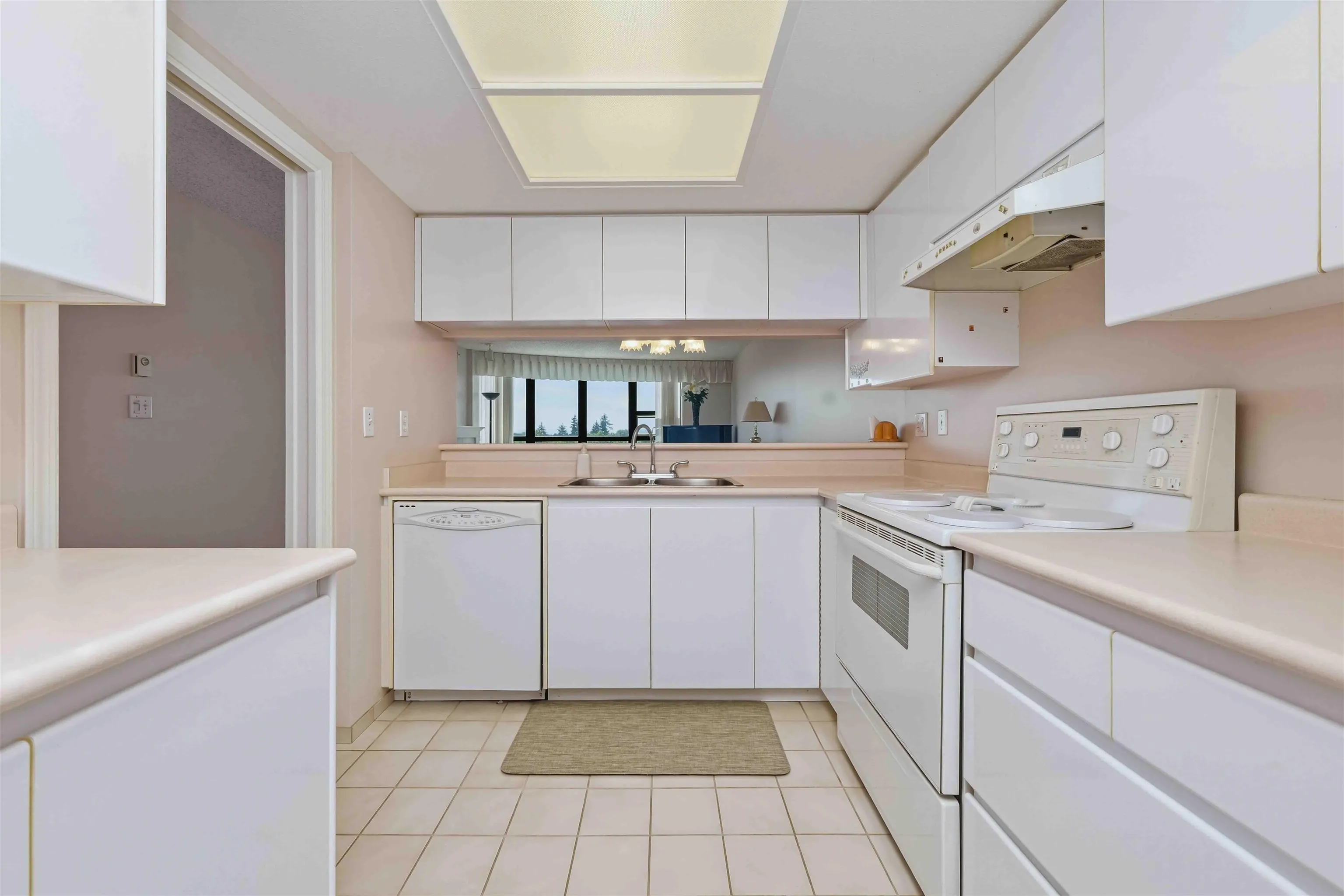 1190 Pipeline Road #704
