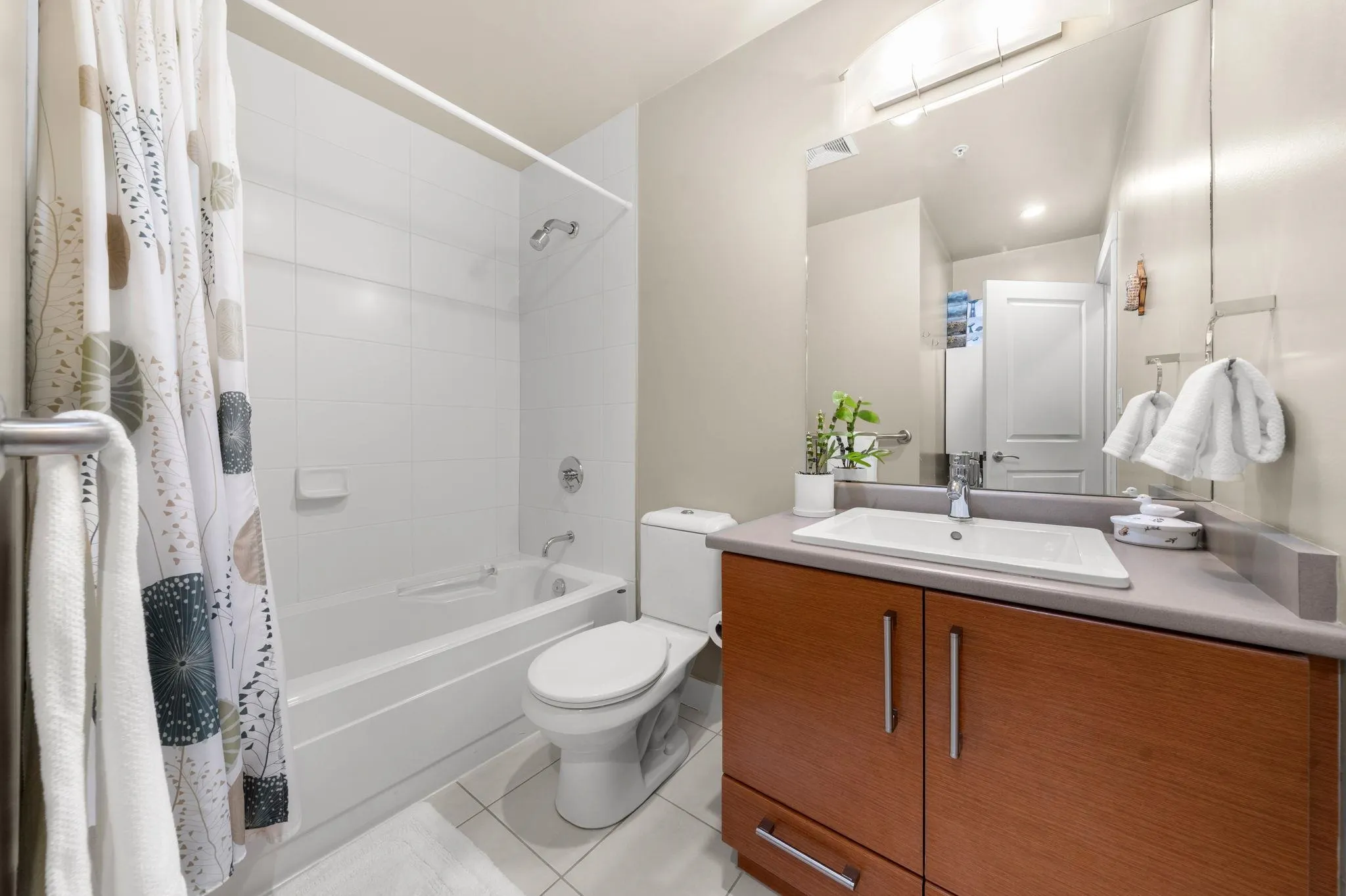 188 W 29 Street #208