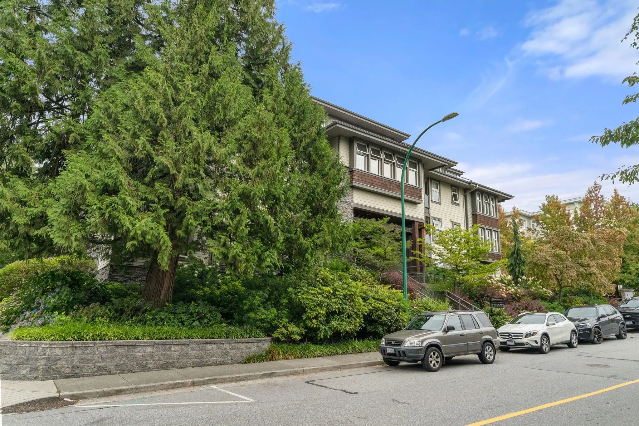 188 W 29 Street #208