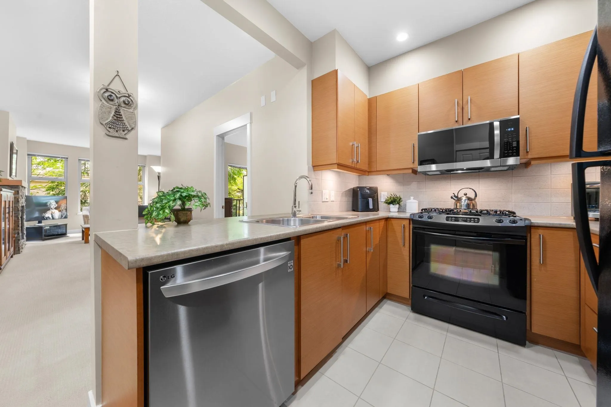188 W 29 Street #208