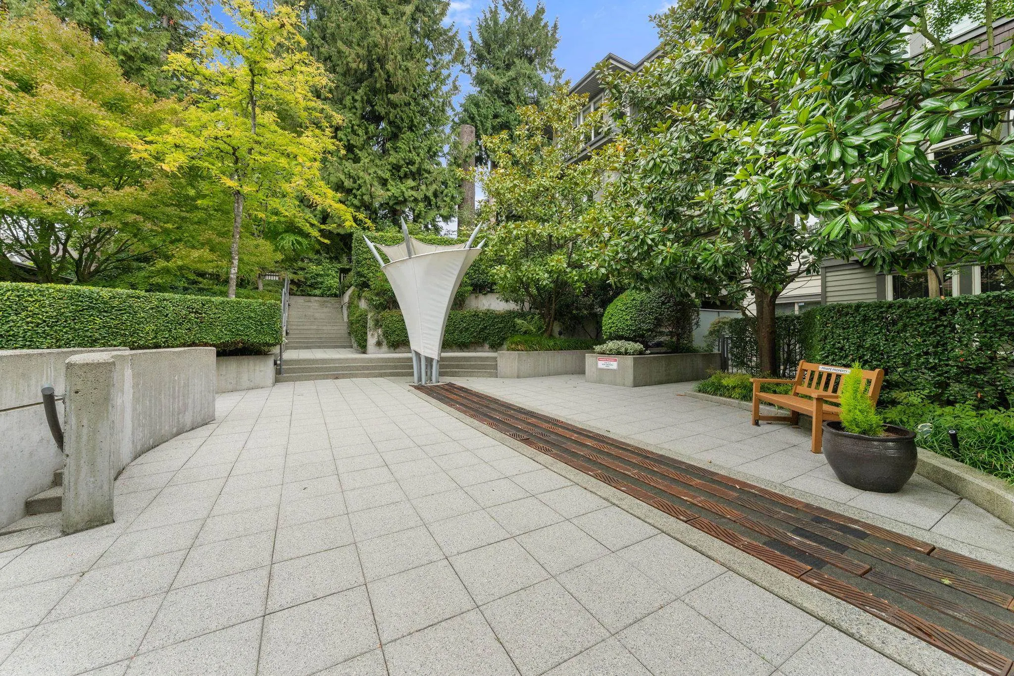 188 W 29 Street #208