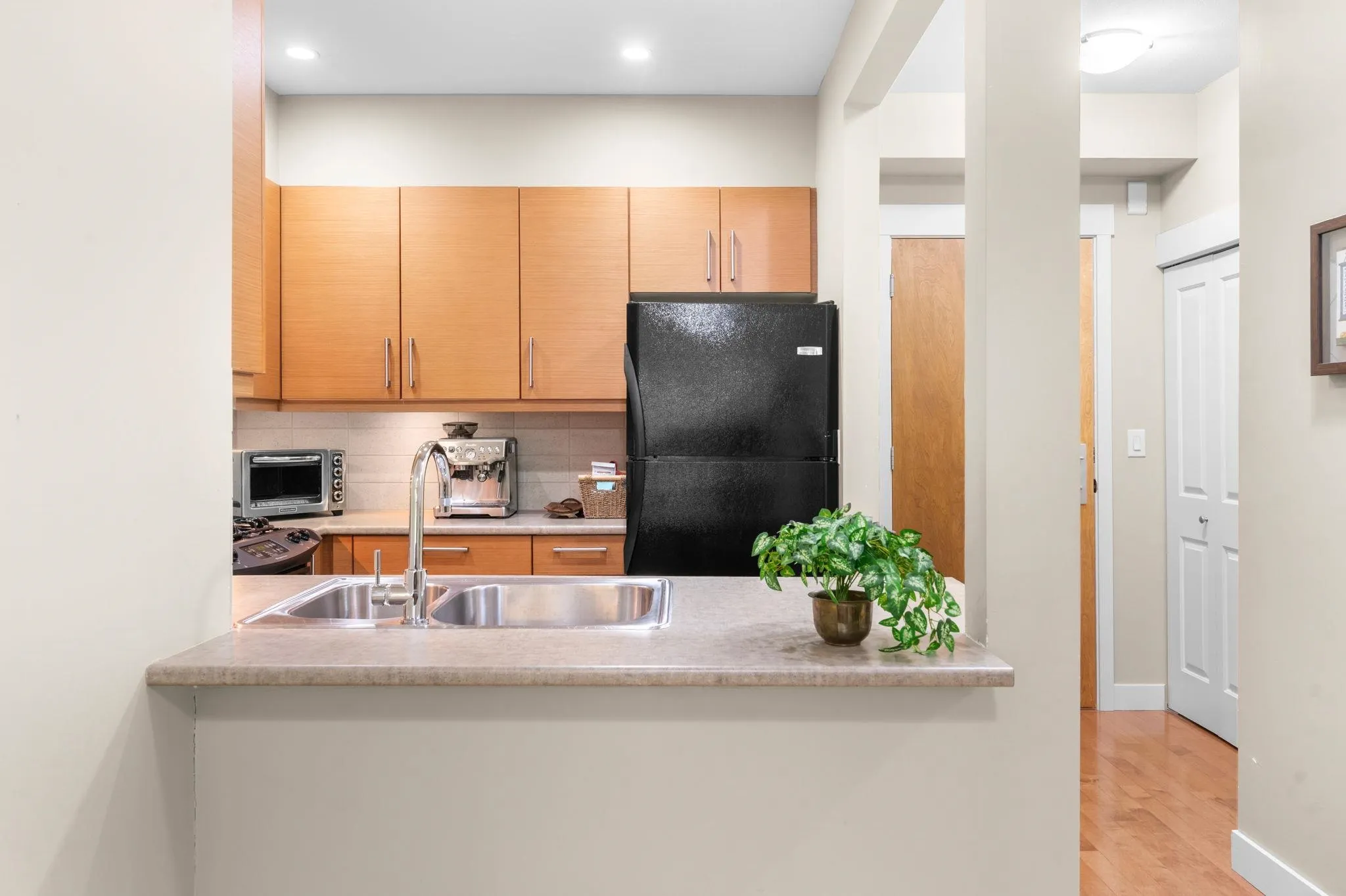 188 W 29 Street #208