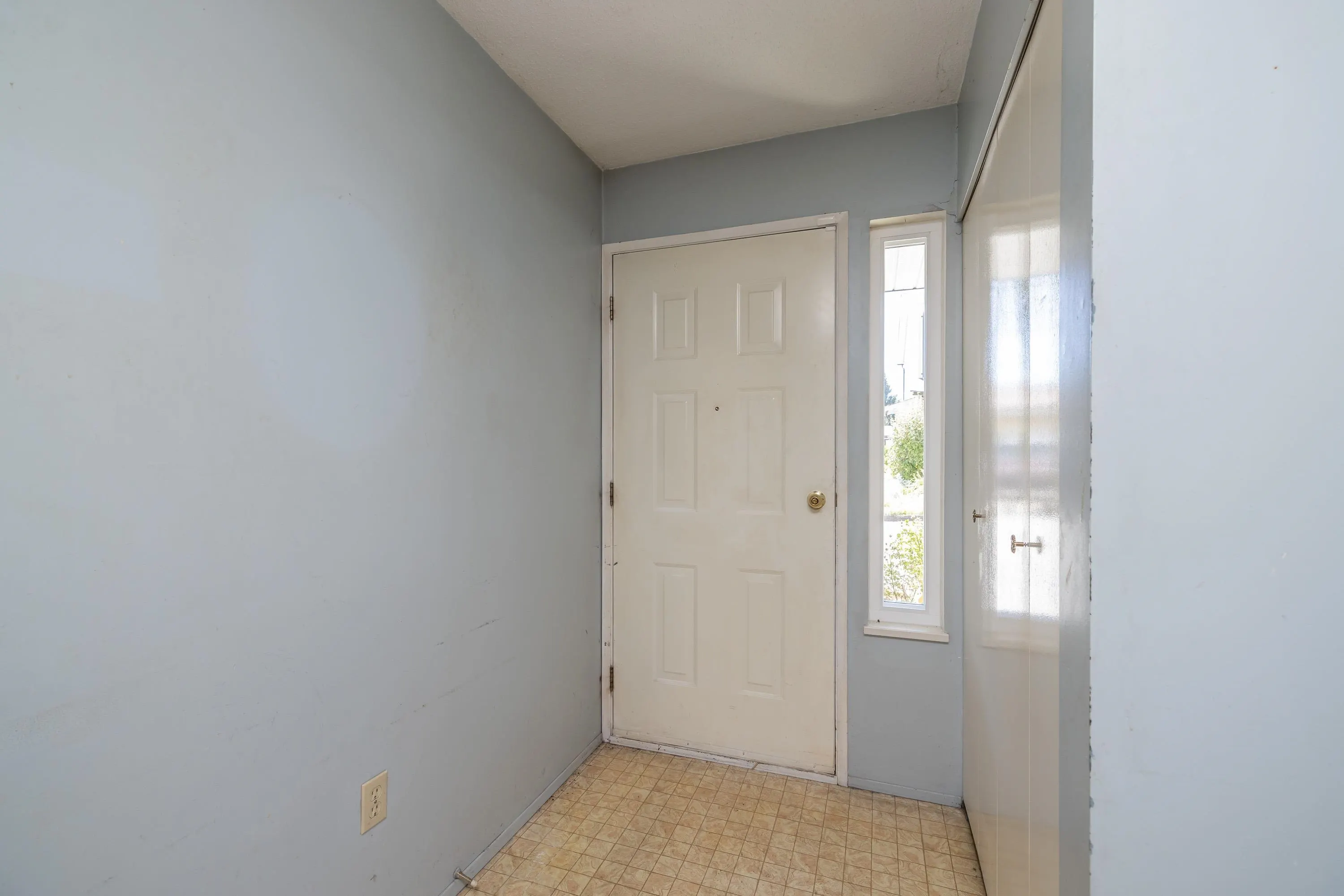 27272 32 Avenue #50