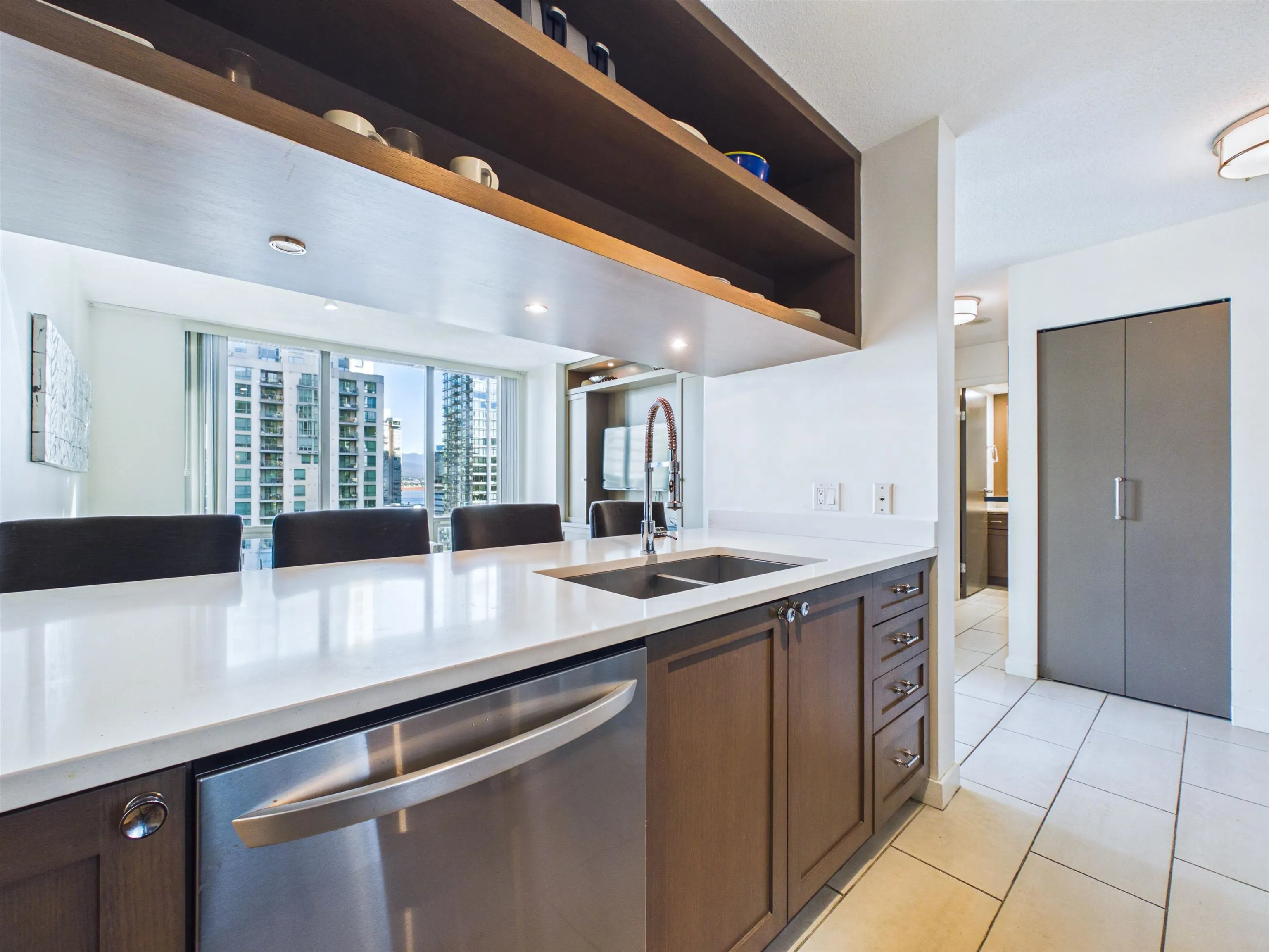 1288 W Georgia Street #1303