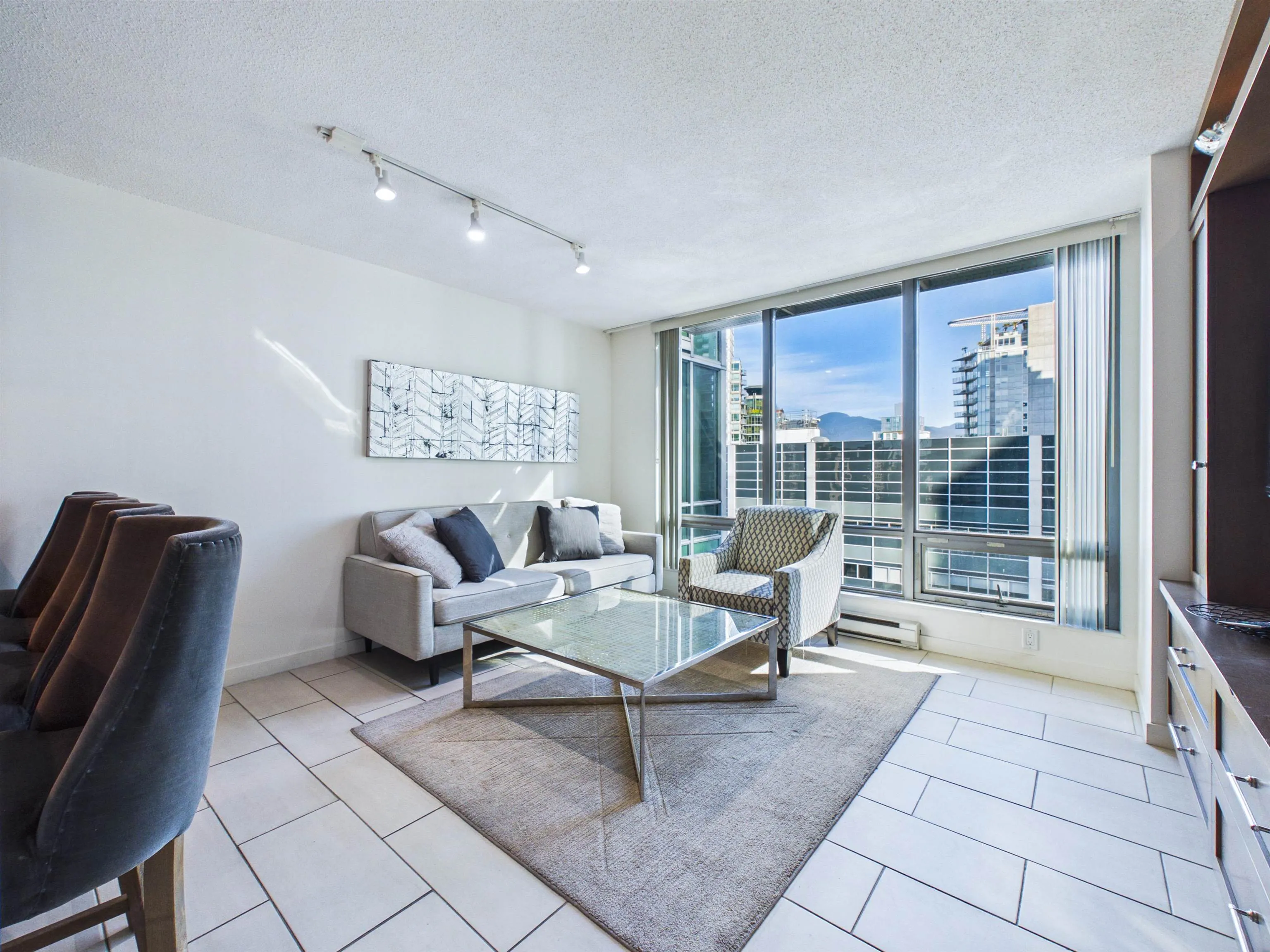 1288 W Georgia Street #1303