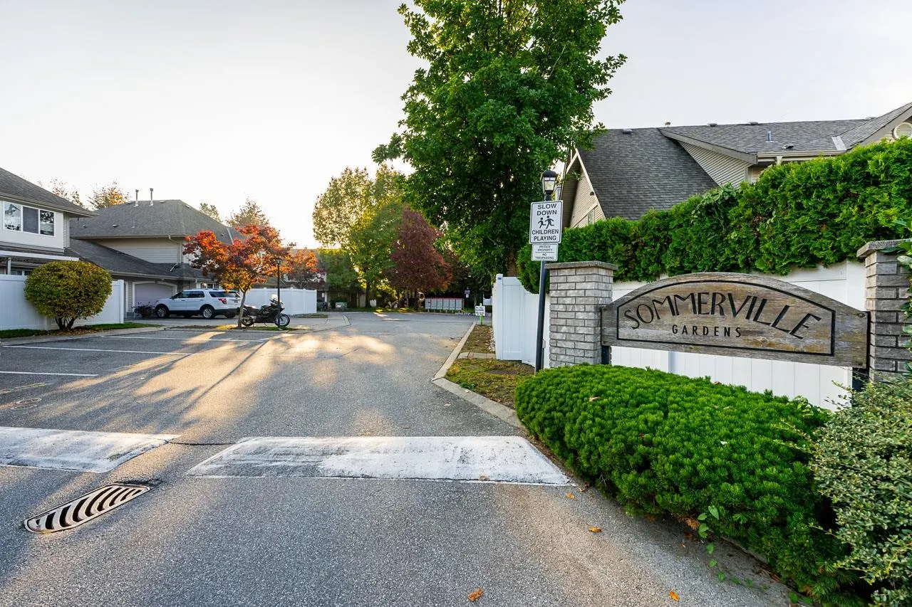 23085 118 Avenue #43