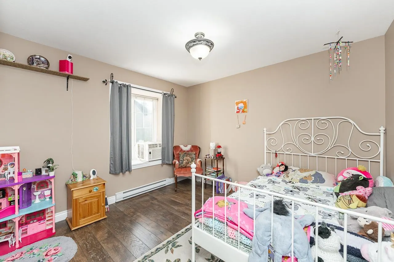 23085 118 Avenue #43