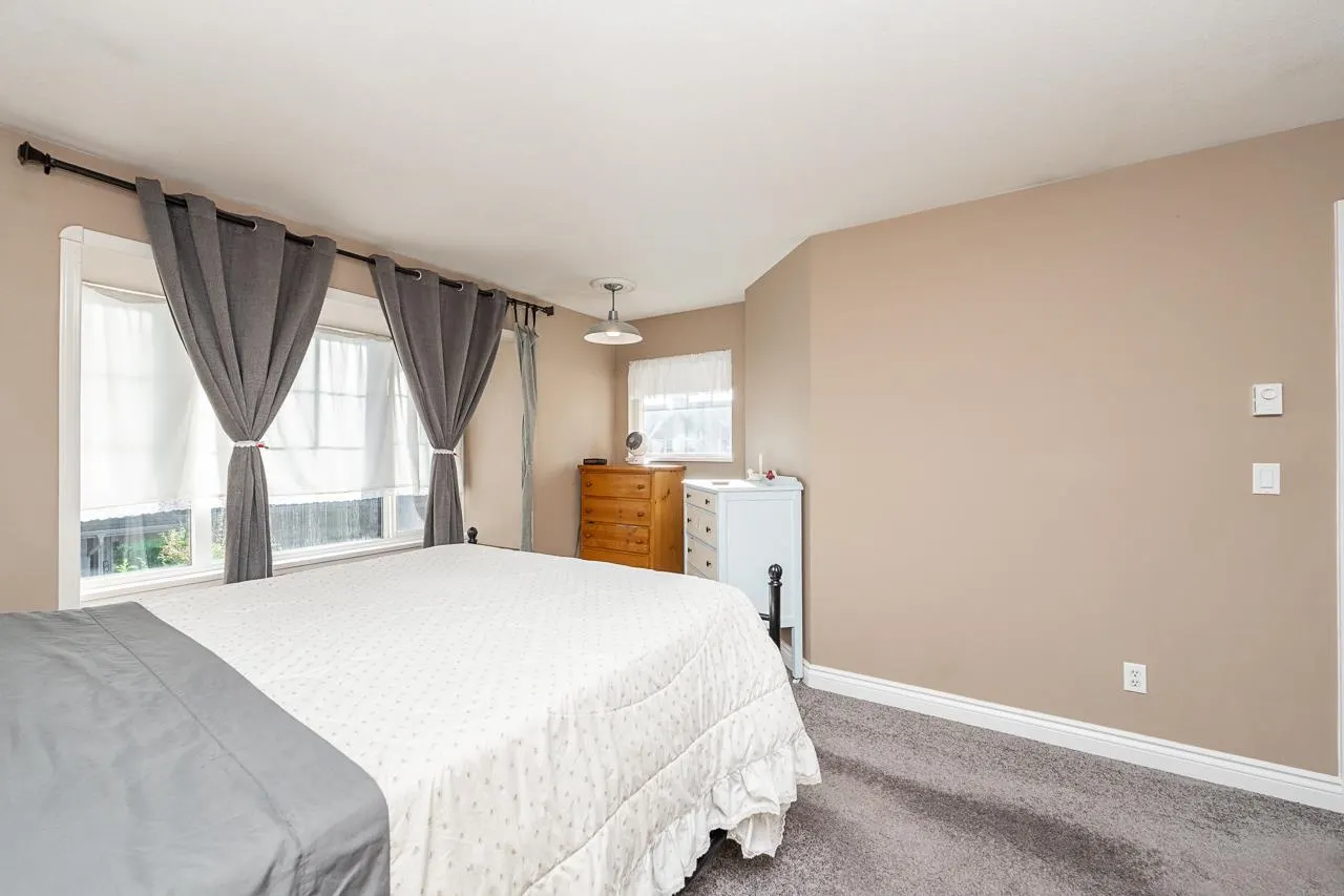 23085 118 Avenue #43