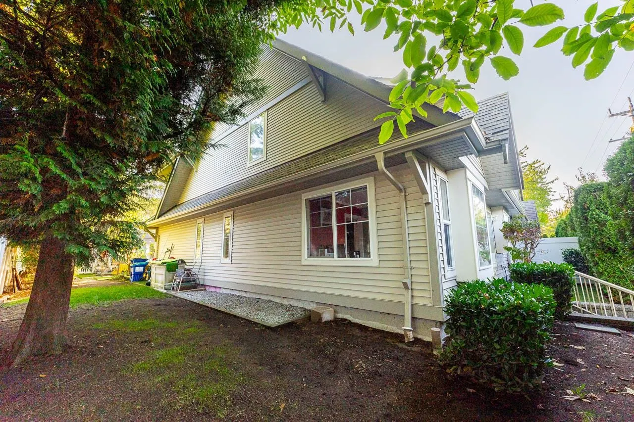 23085 118 Avenue #43