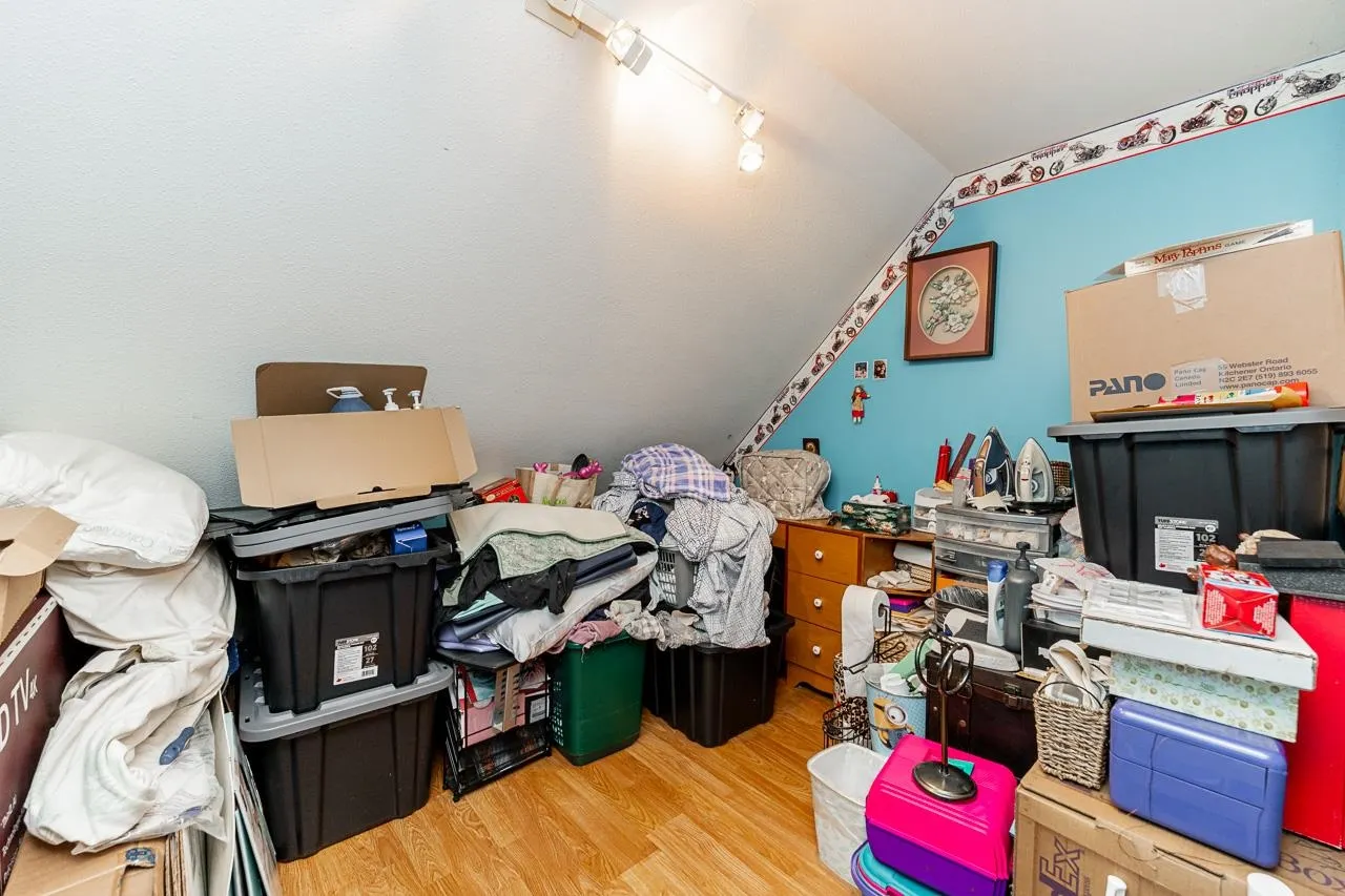 23085 118 Avenue #43
