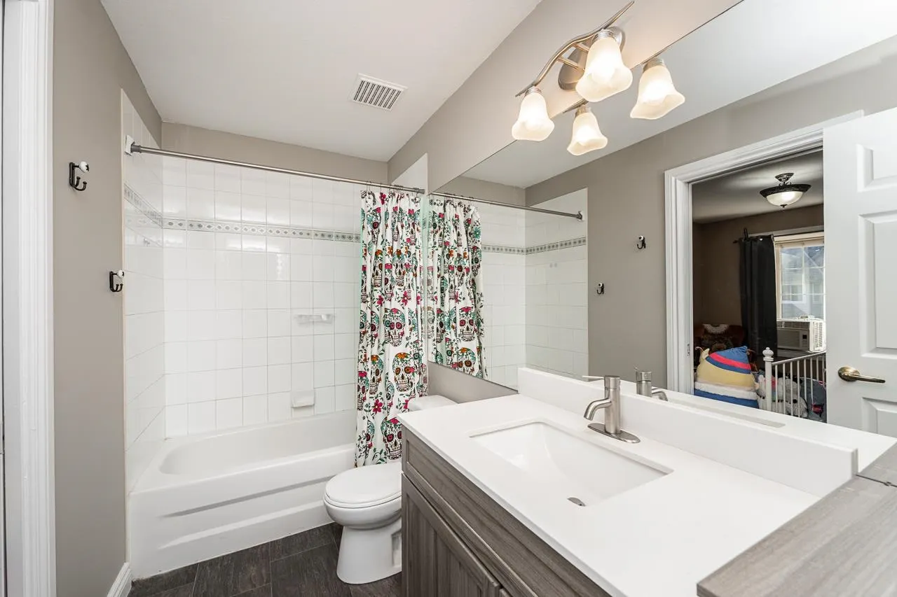 23085 118 Avenue #43