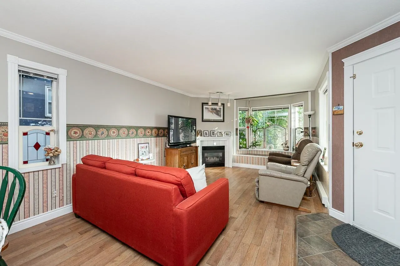 23085 118 Avenue #43