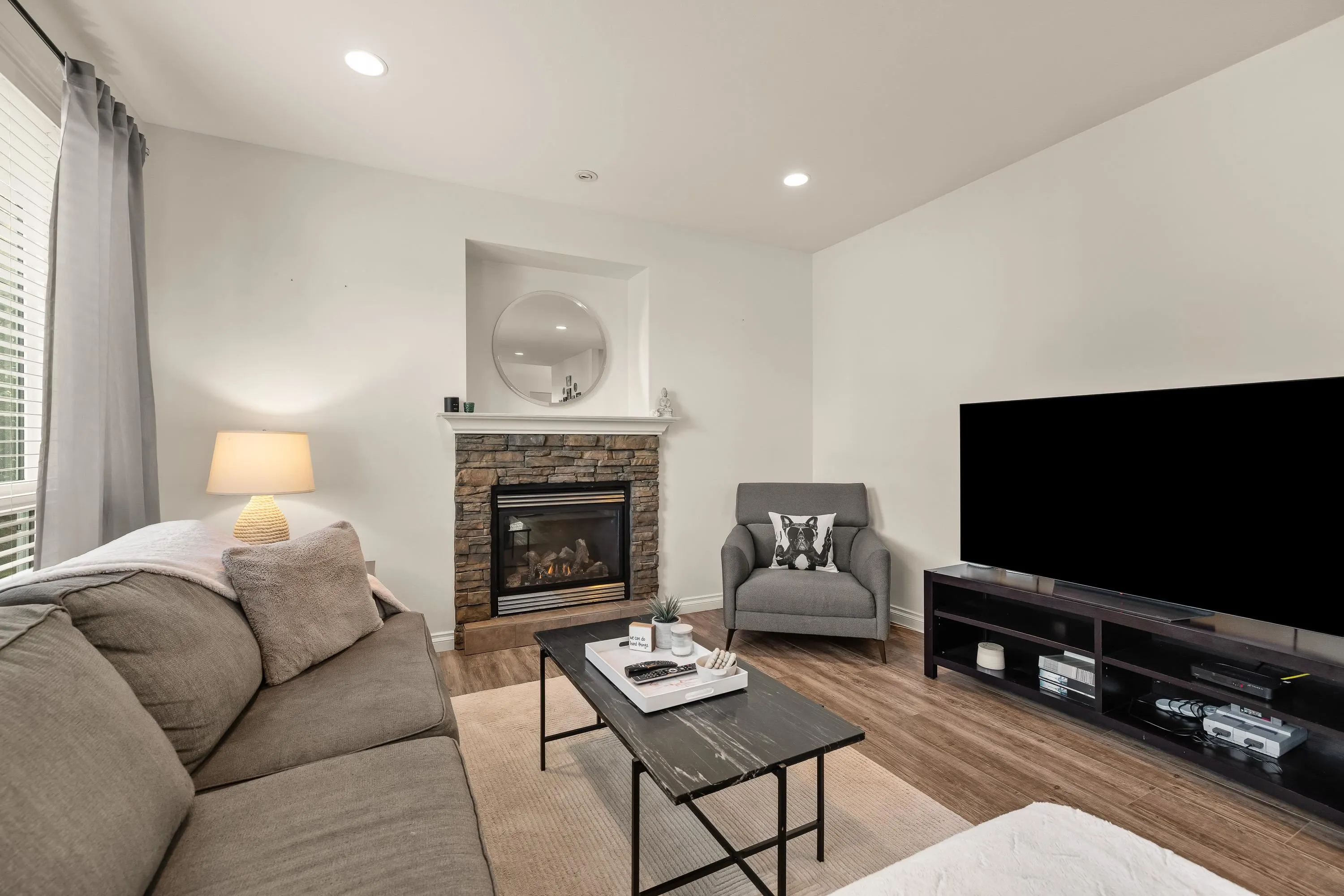 6155 Rexford Drive