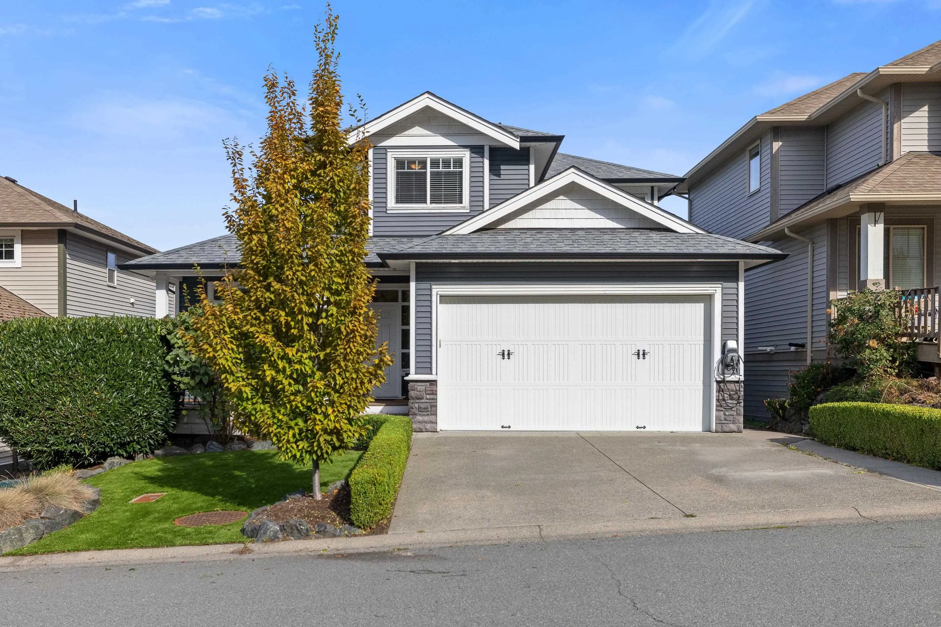 6155 Rexford Drive