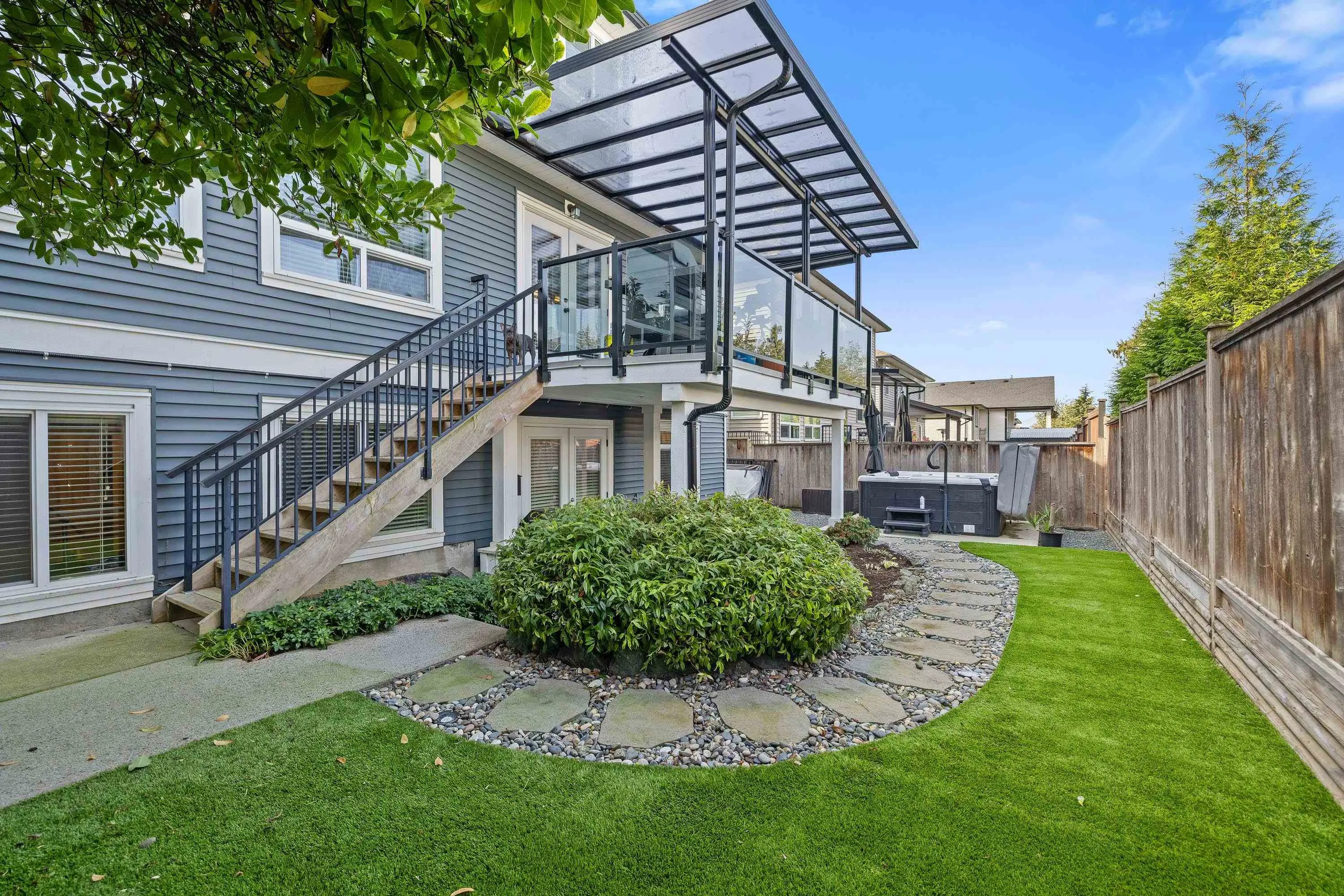 6155 Rexford Drive