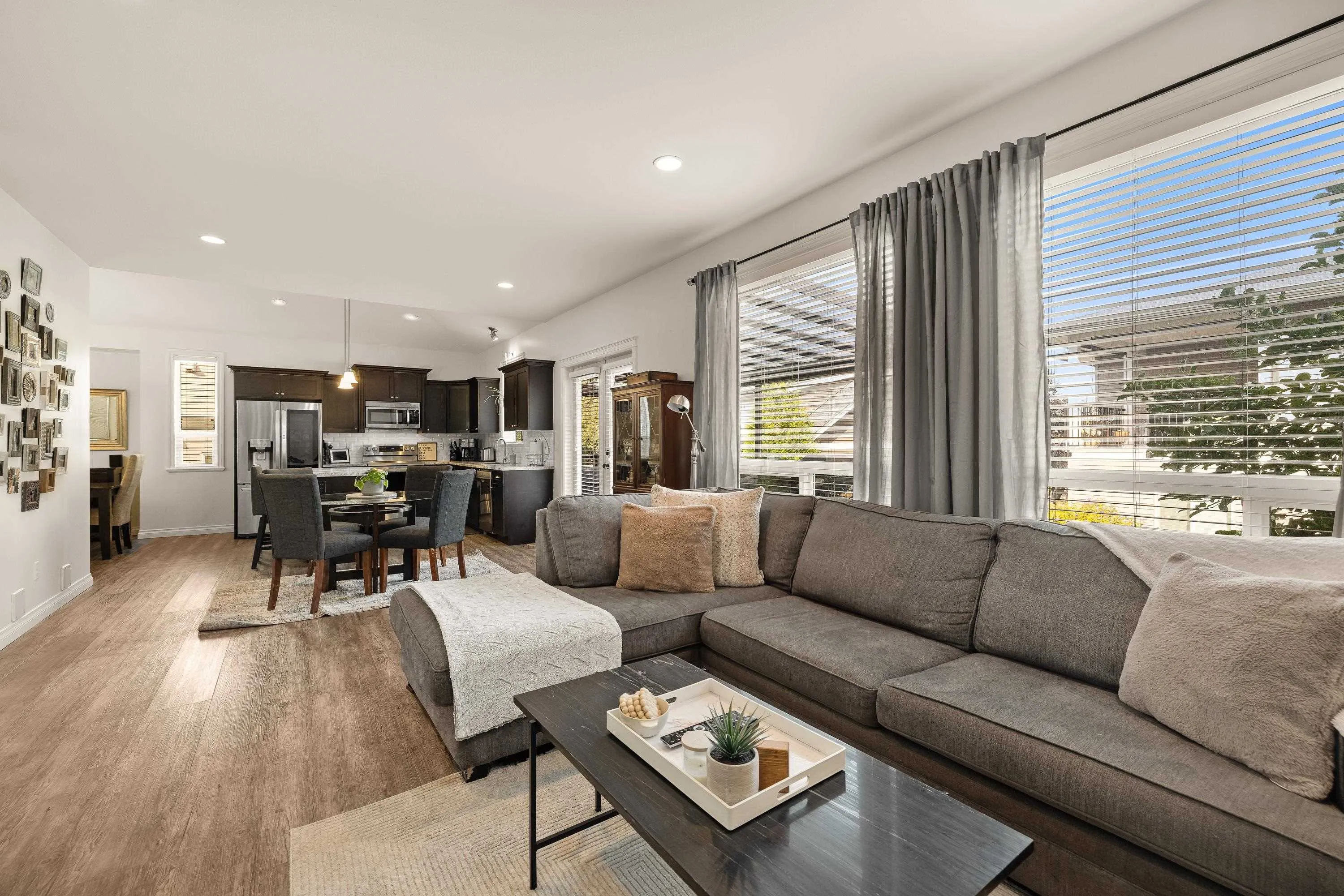 6155 Rexford Drive