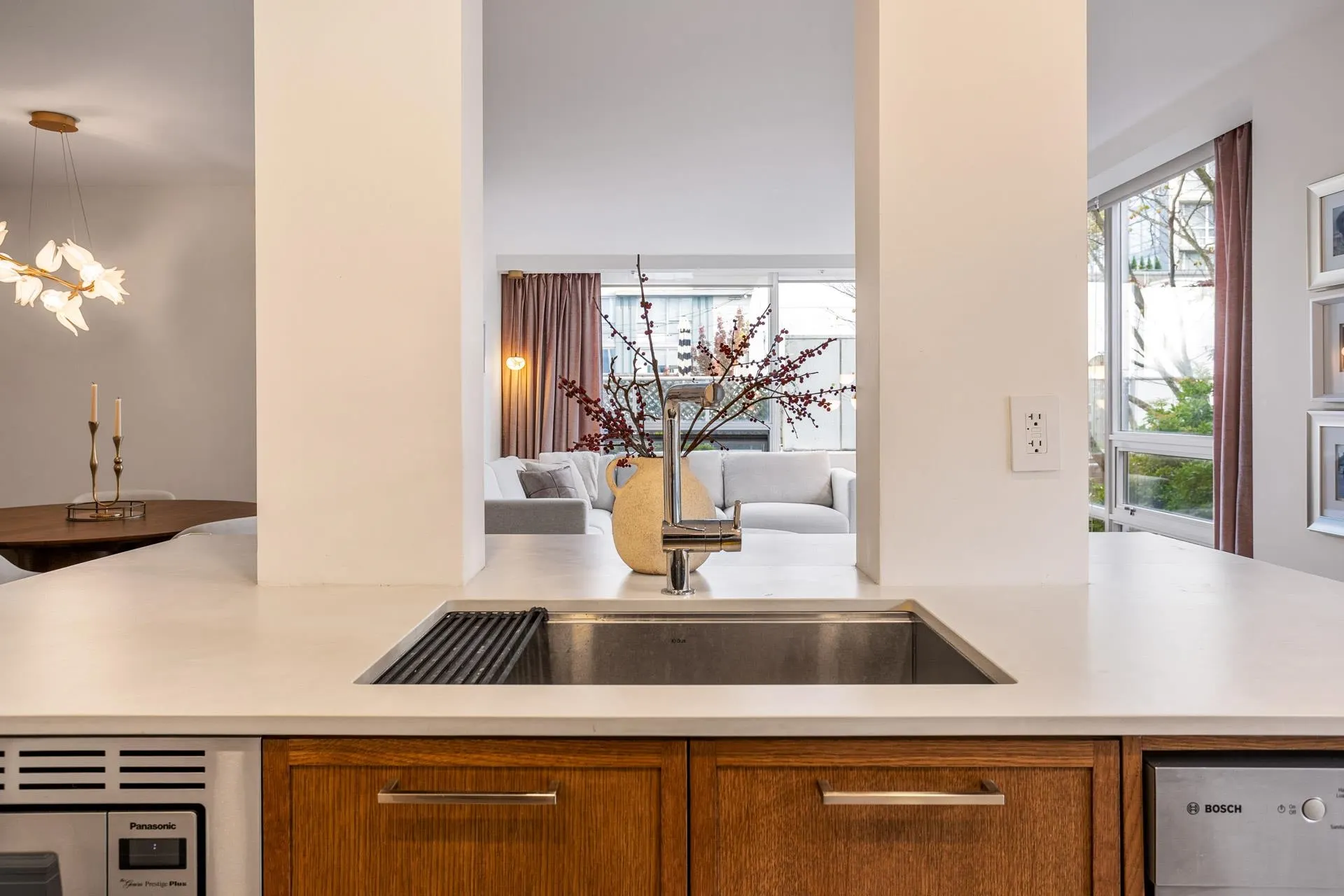 1201 Marinaside Crescent #507
