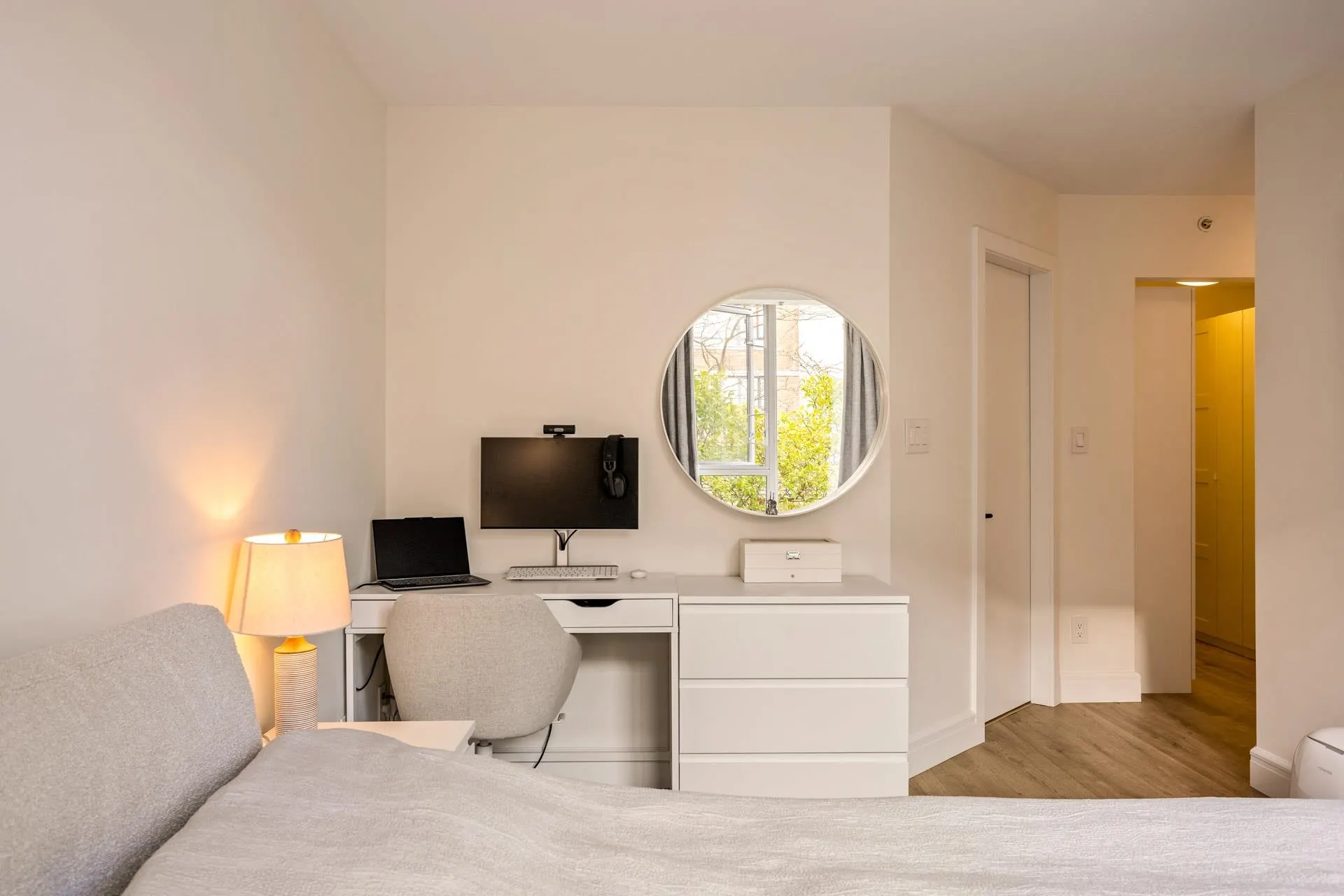 1201 Marinaside Crescent #507