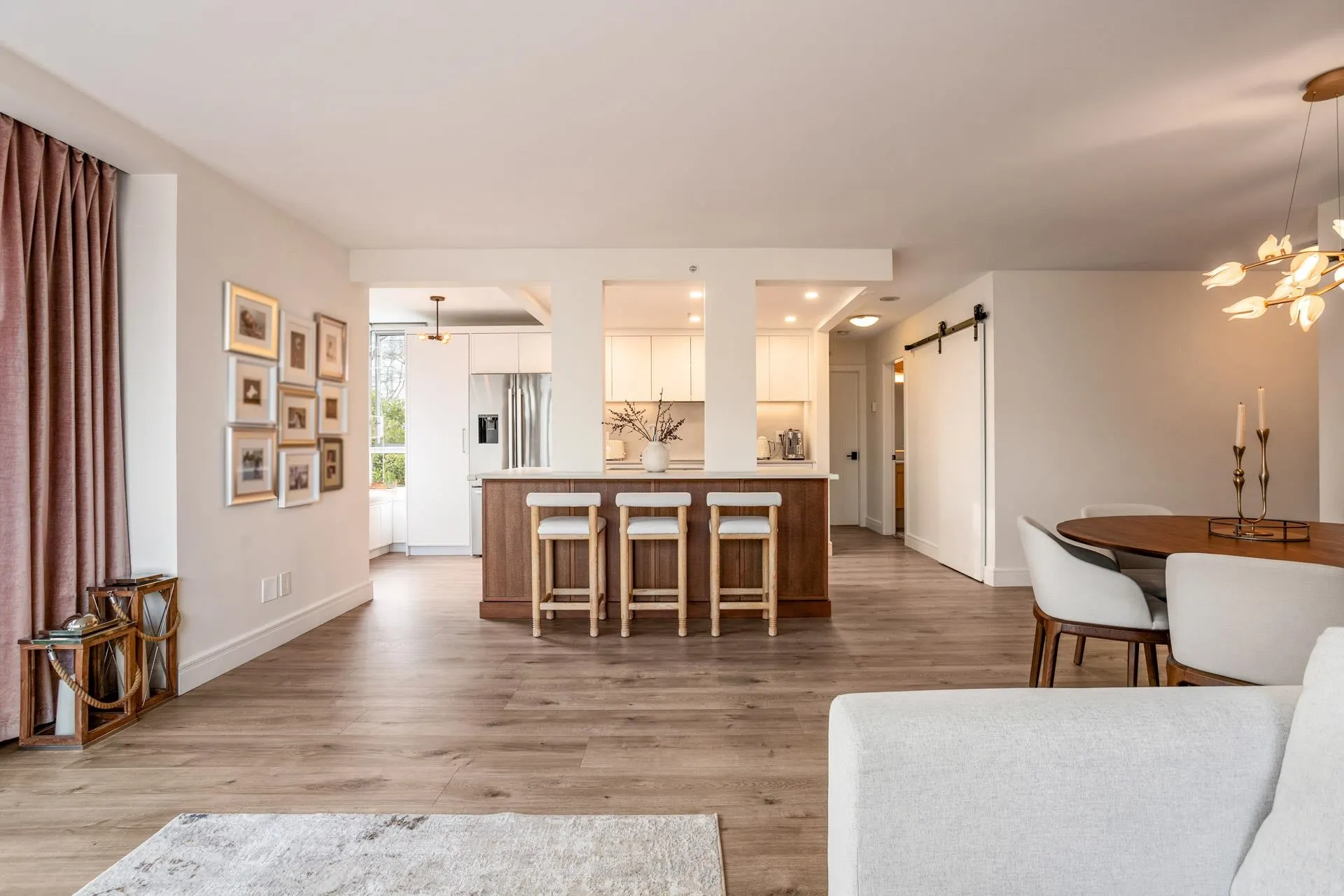 1201 Marinaside Crescent #507