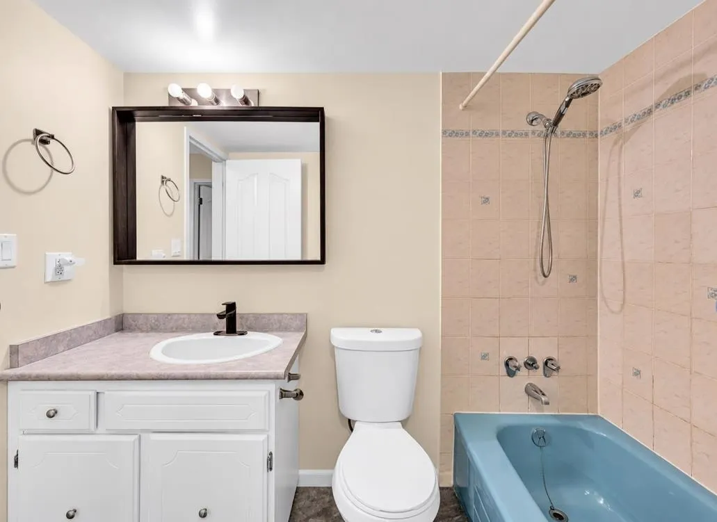 12170 222 Street #226