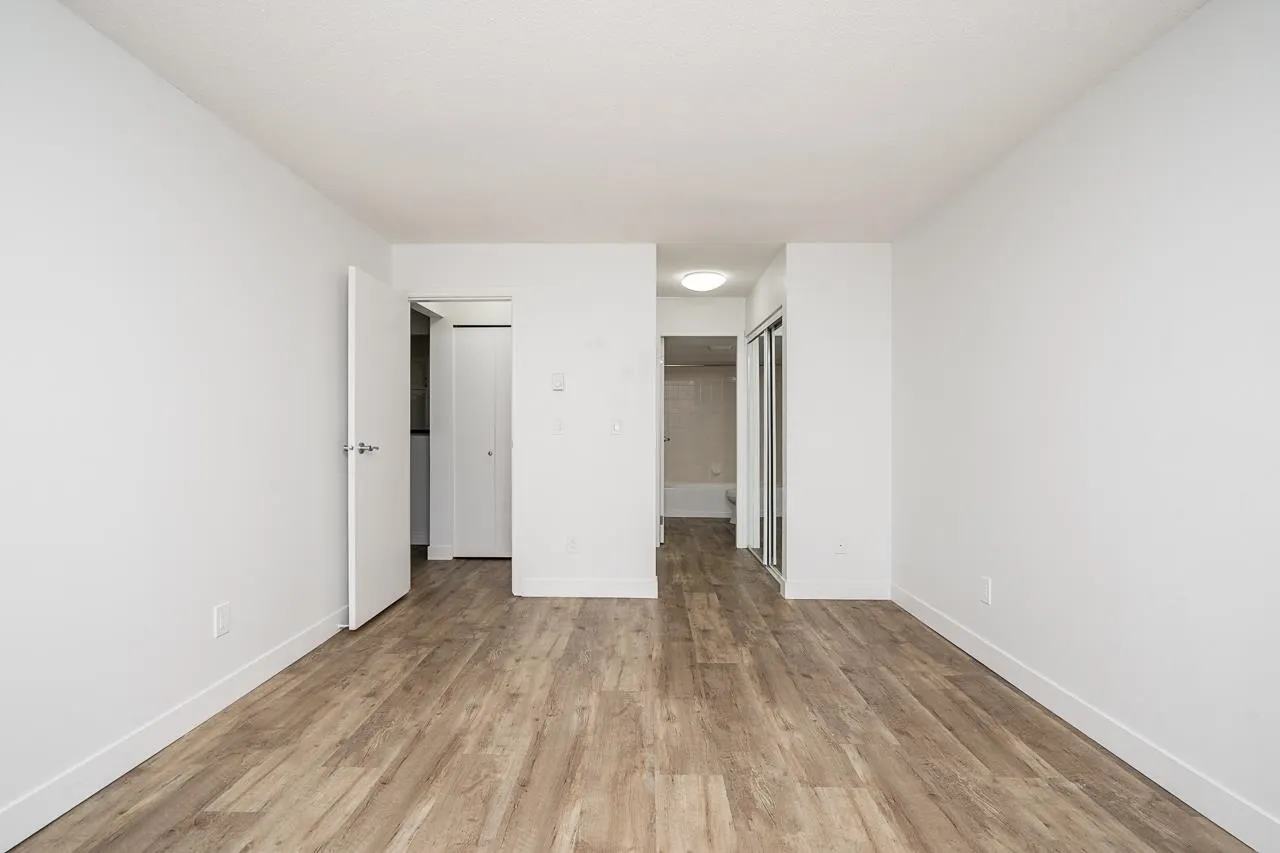 10721 139 Street #108