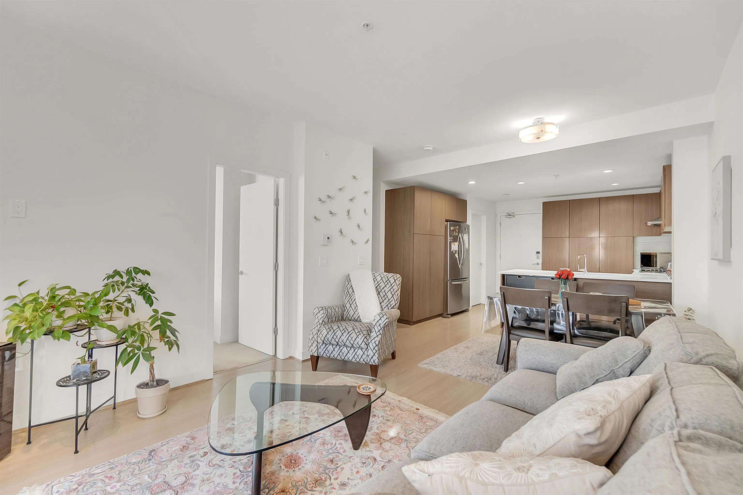6033 Gray Avenue #609