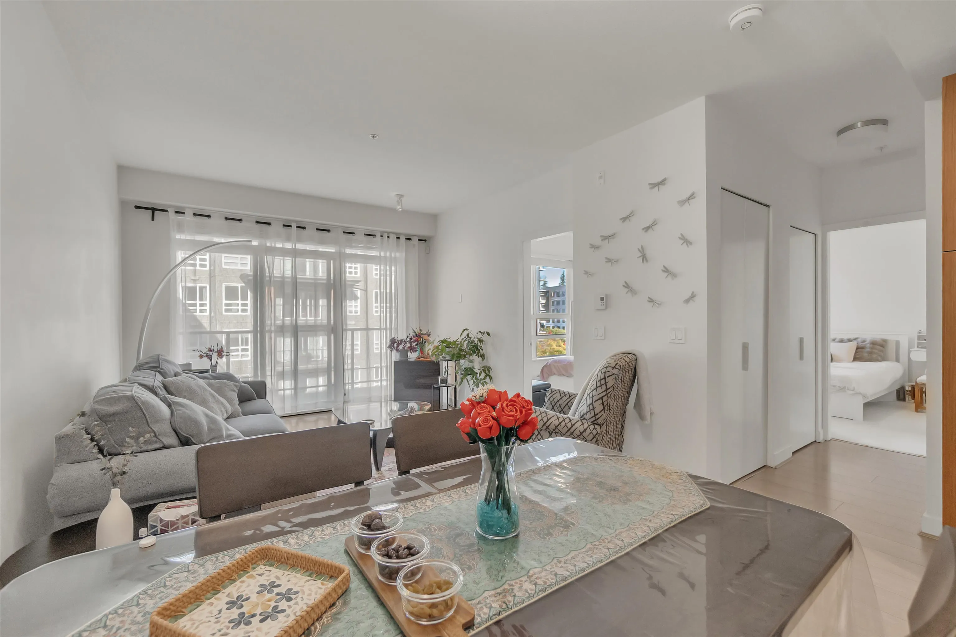 6033 Gray Avenue #609