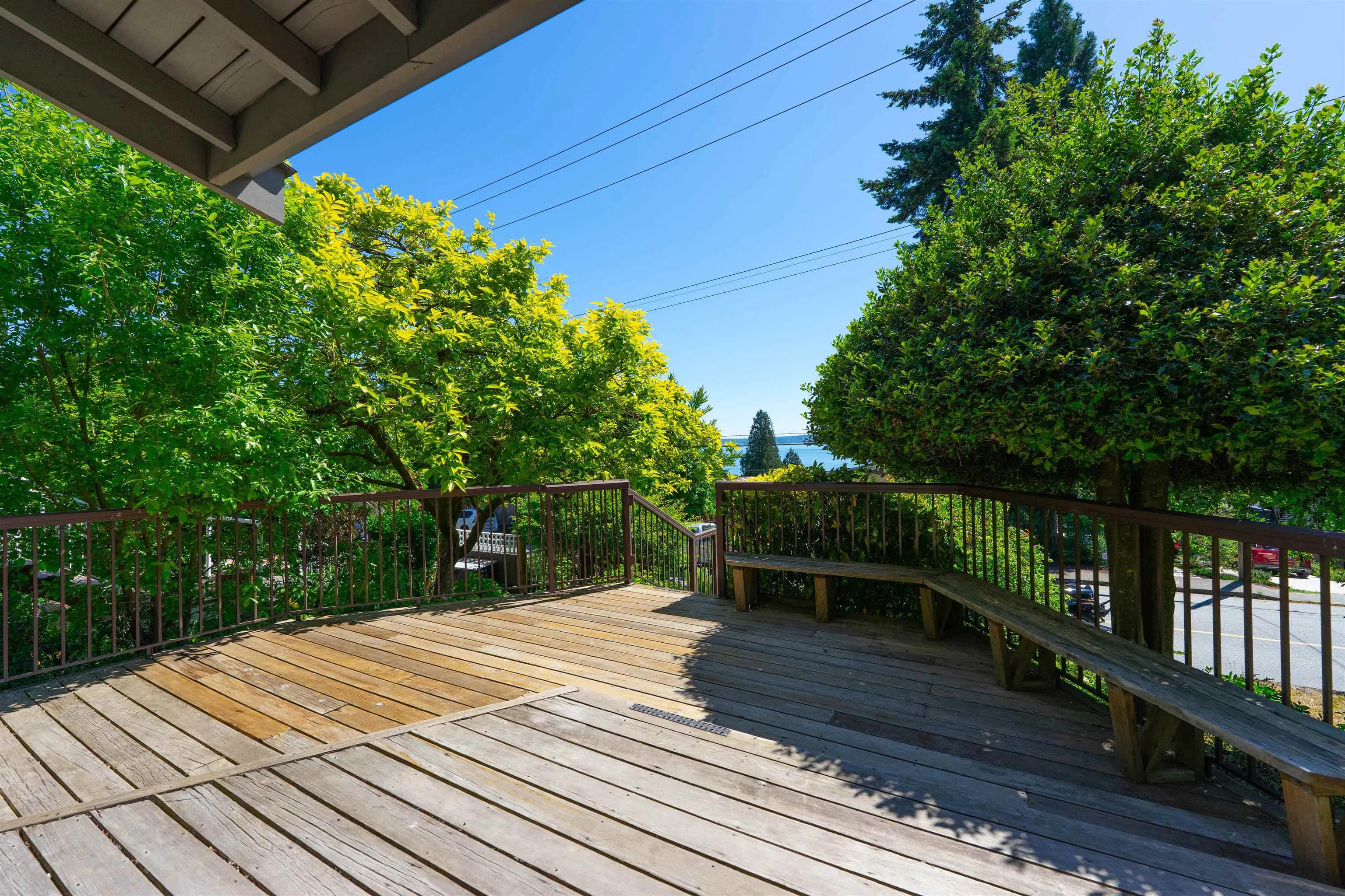 3341 Marine Drive