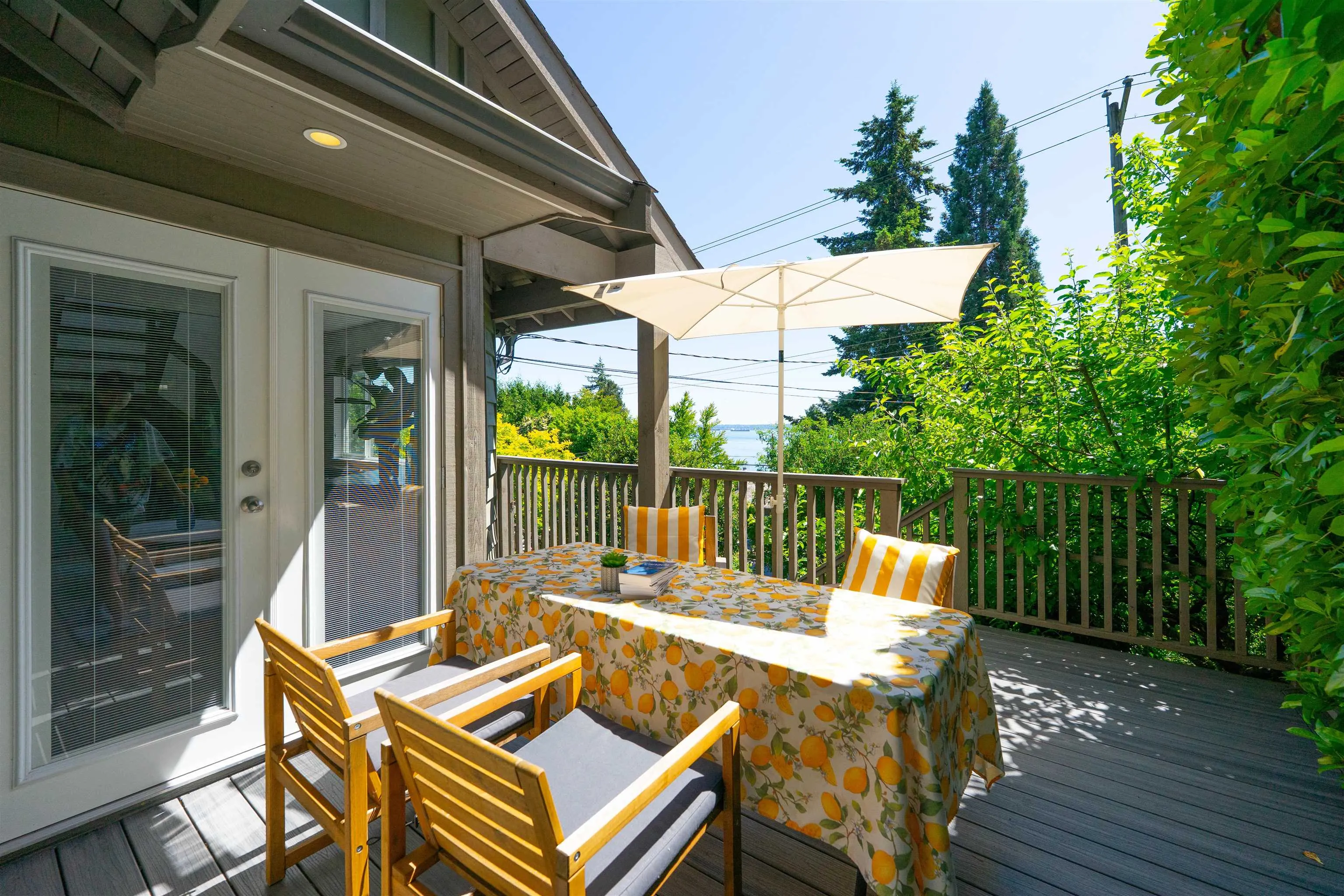 3341 Marine Drive