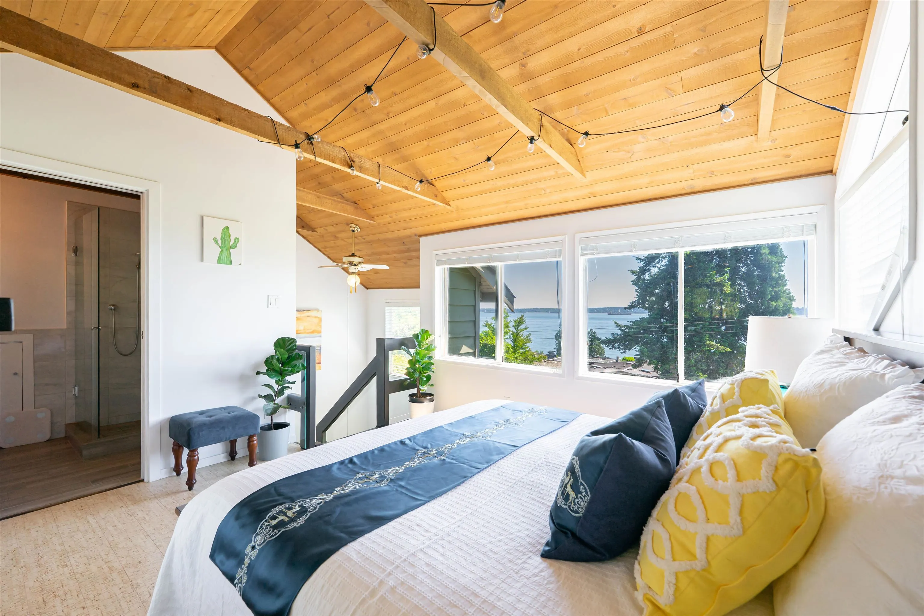 3341 Marine Drive