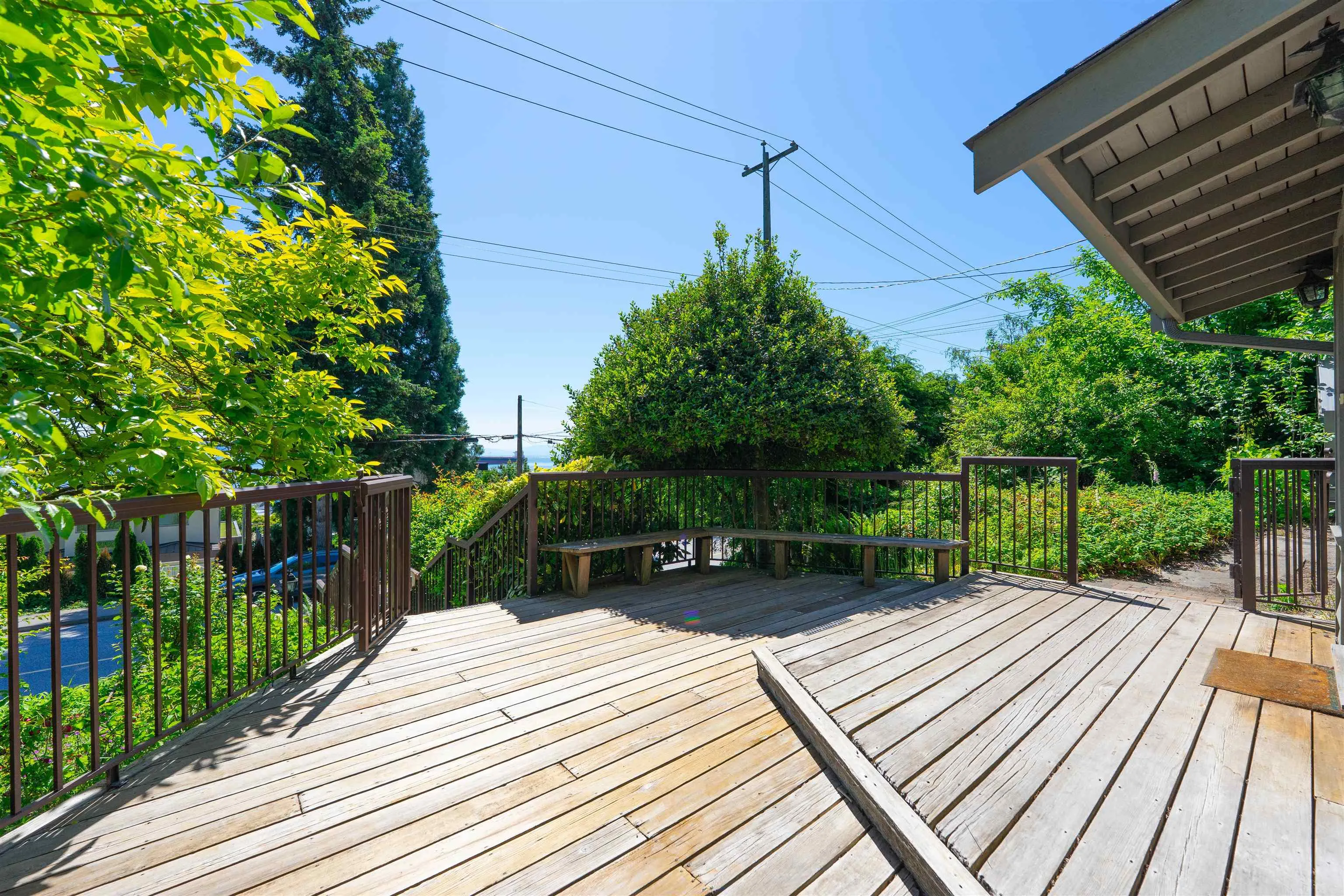3341 Marine Drive