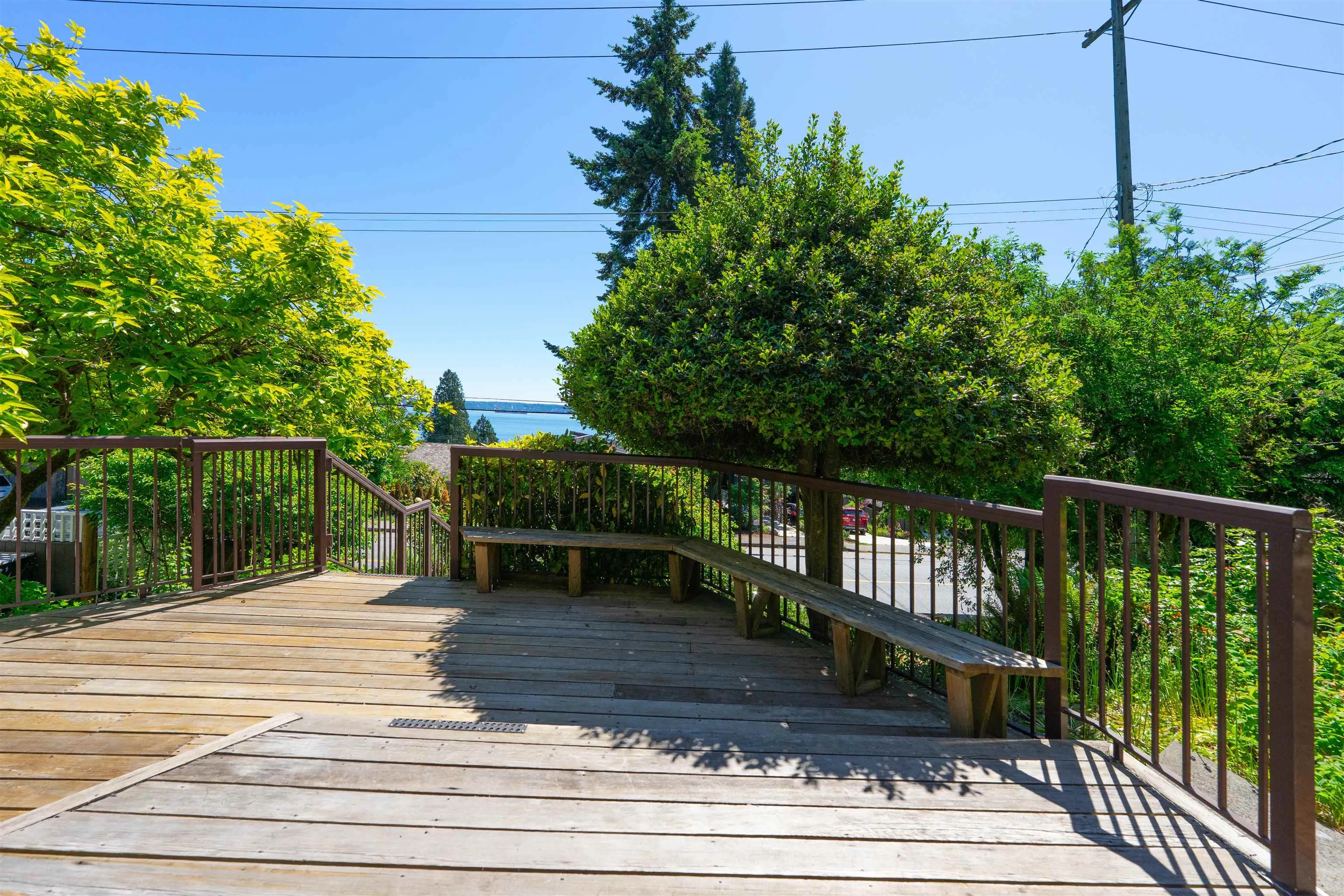 3341 Marine Drive